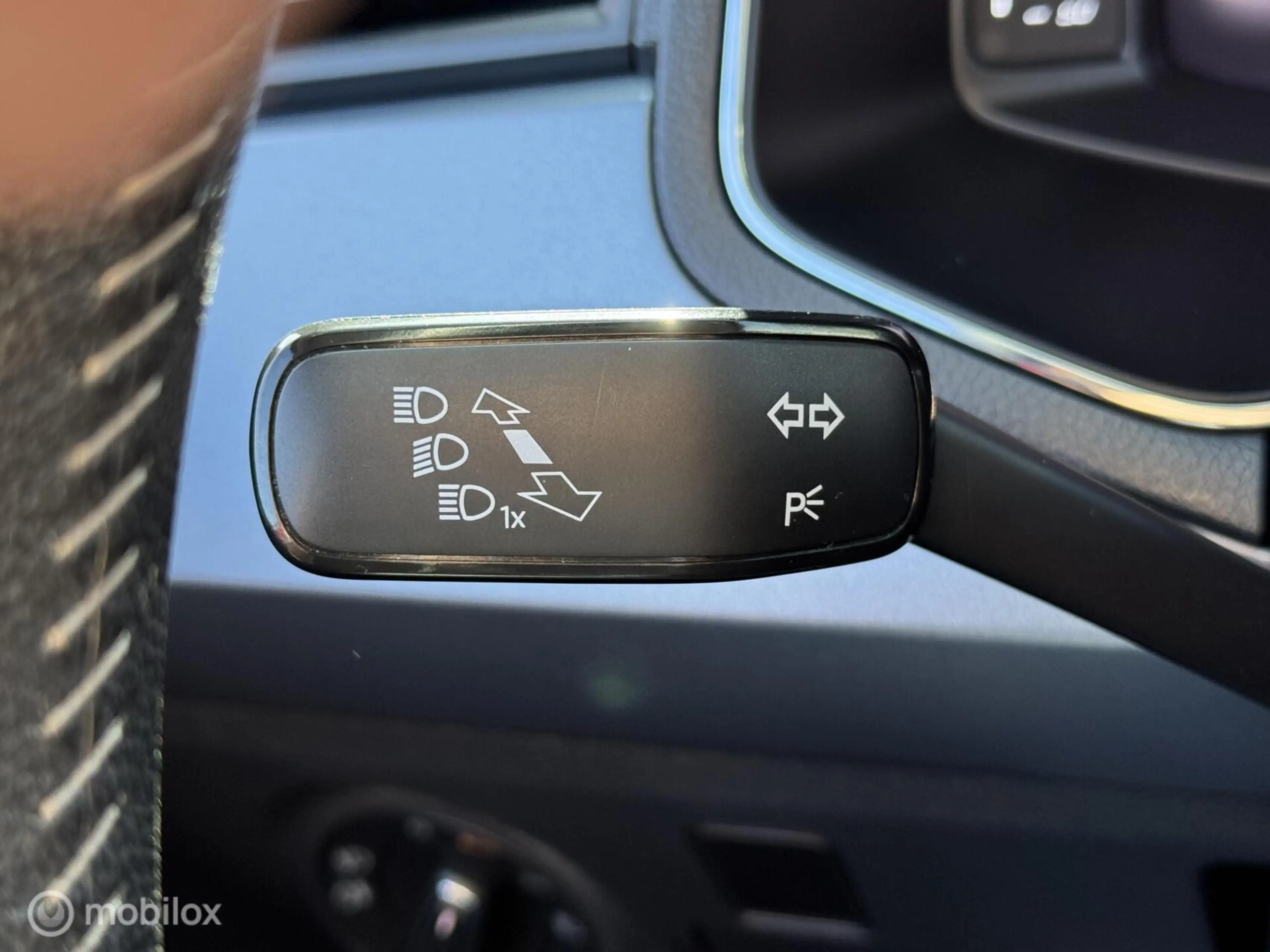 SEAT Arona 1.0 TSI Style Business Intense Plus — photo 19