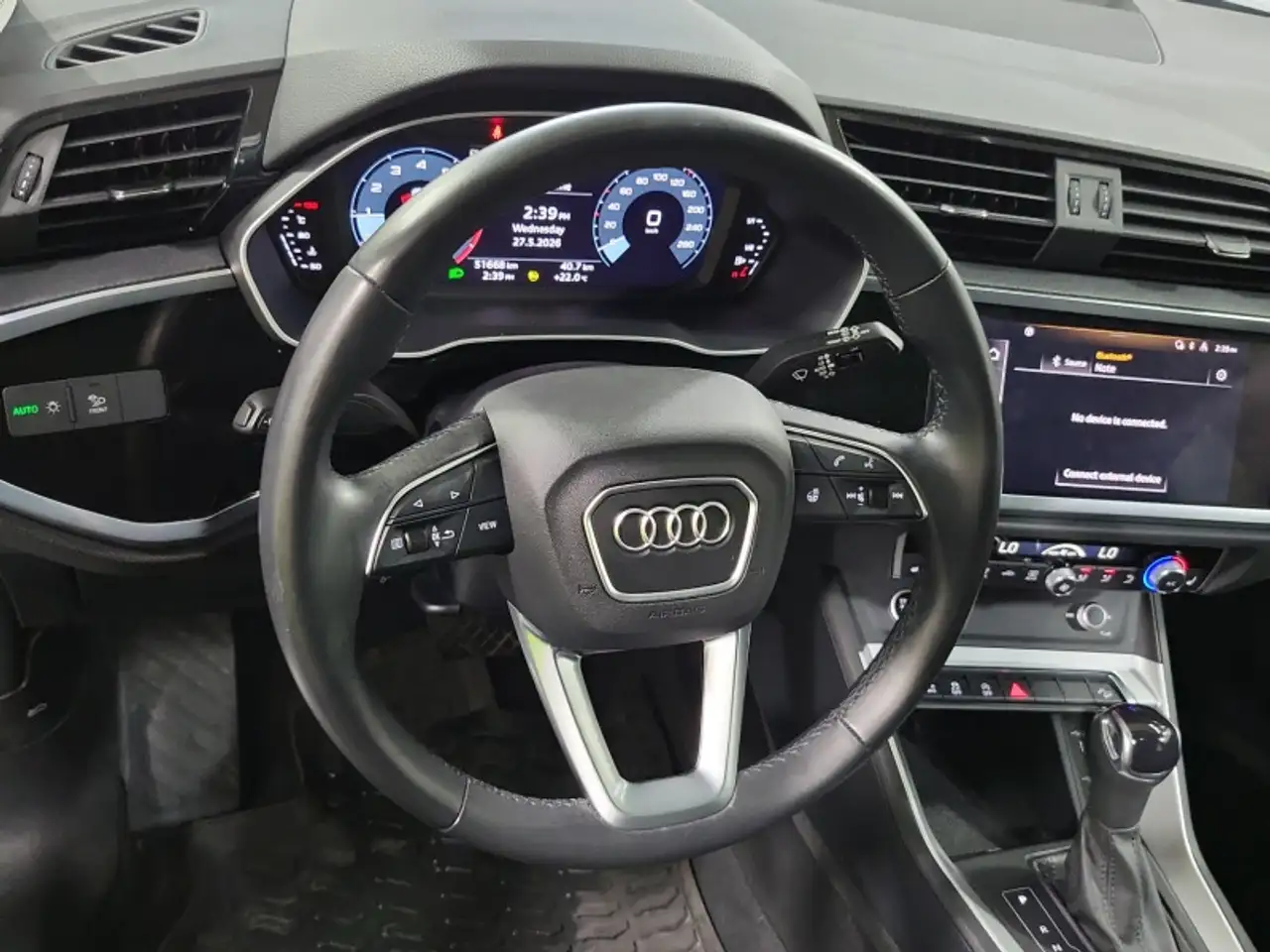 Audi Q3 снимка Audi Q3