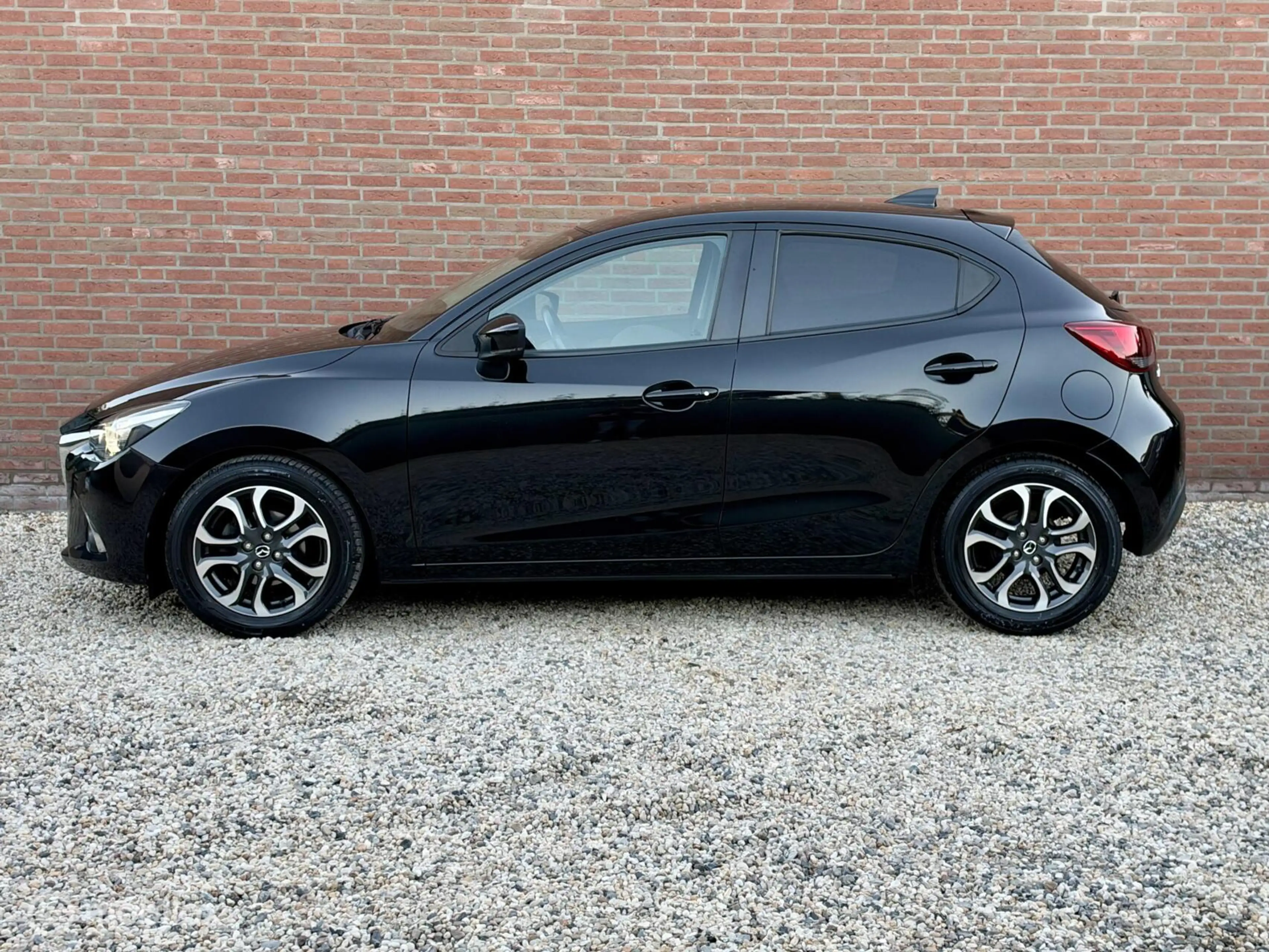 Mazda 2 1.5 Skyactiv-G GT-Luxury | Stoelverw. | Clima | Ap — photo 4