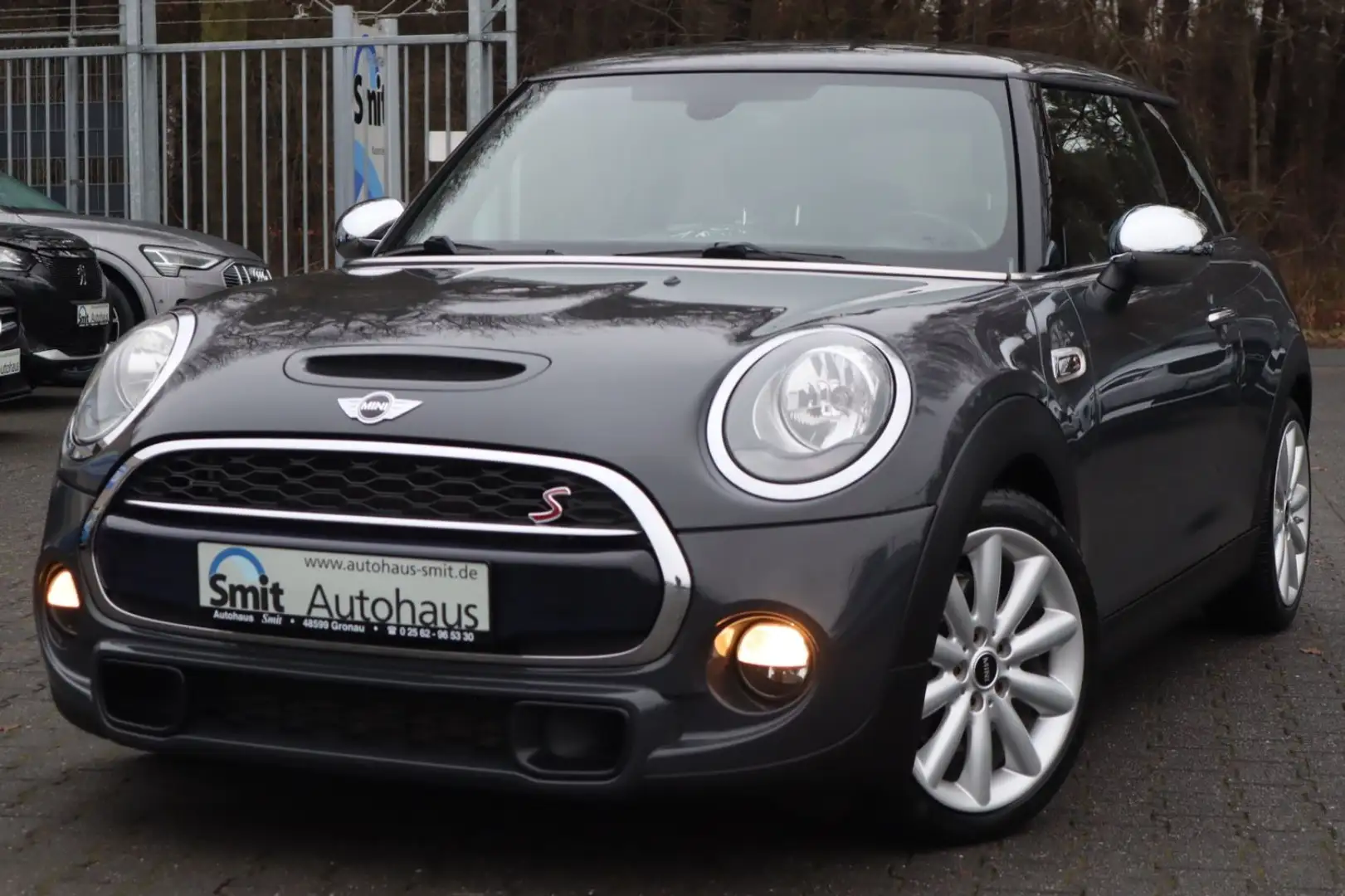 MINI Cooper SD Chili Wired*PDC*Navi*Leder*SHZ* Euro 6 Grau - 1