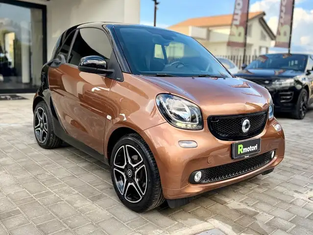 2016 Smart Fortwo in Bronze for sale