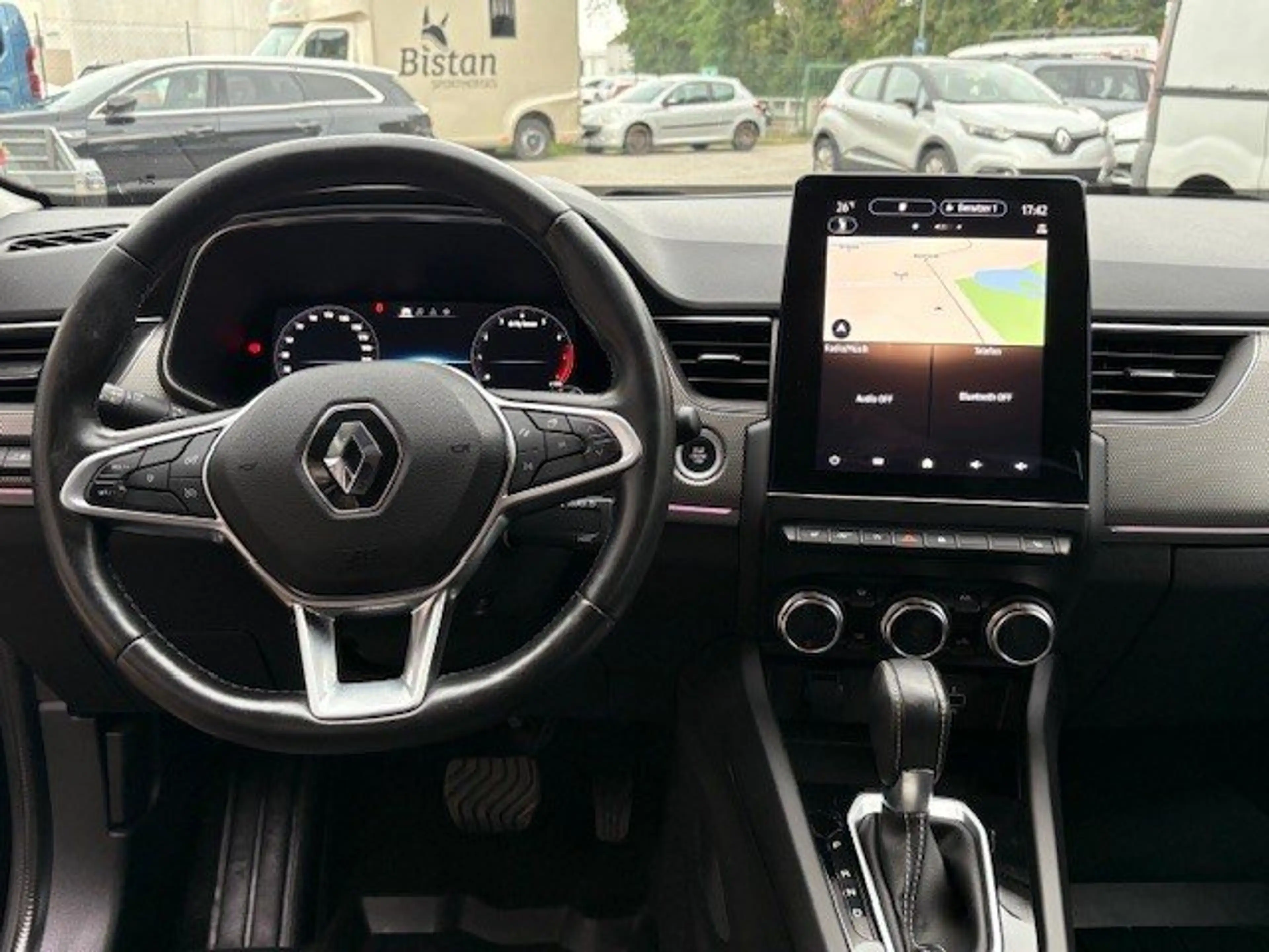 Renault Arkana Techno Automatic — photo 13