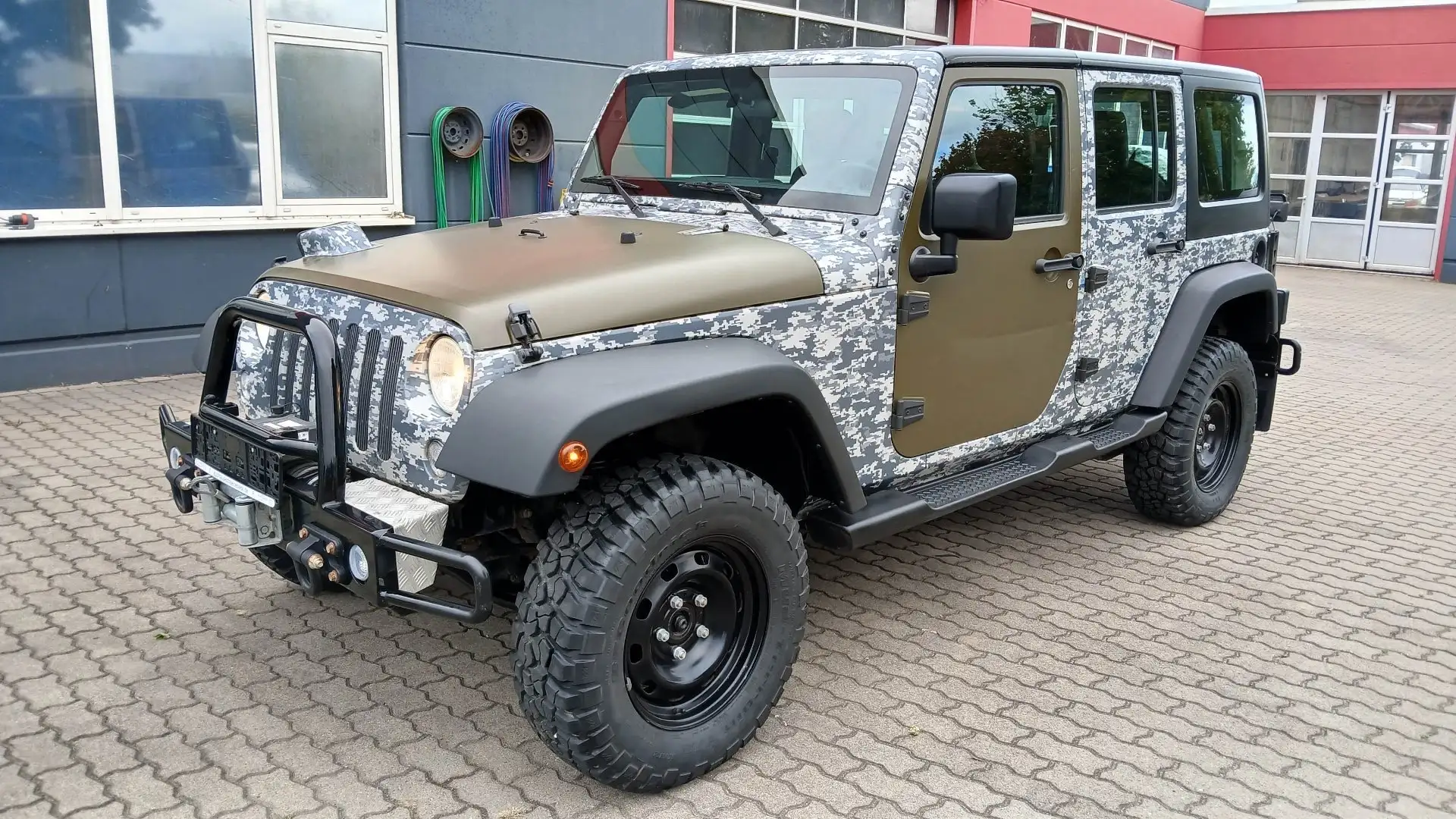 Jeep Wrangler Wrangler 2.8CRD 4x4 Military Ausführung Bronze - 1