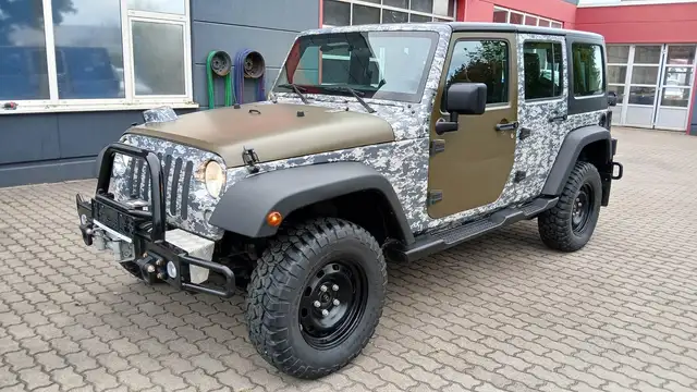 Jeep Wrangler Wrangler 2.8CRD 4x4 Military Ausführung