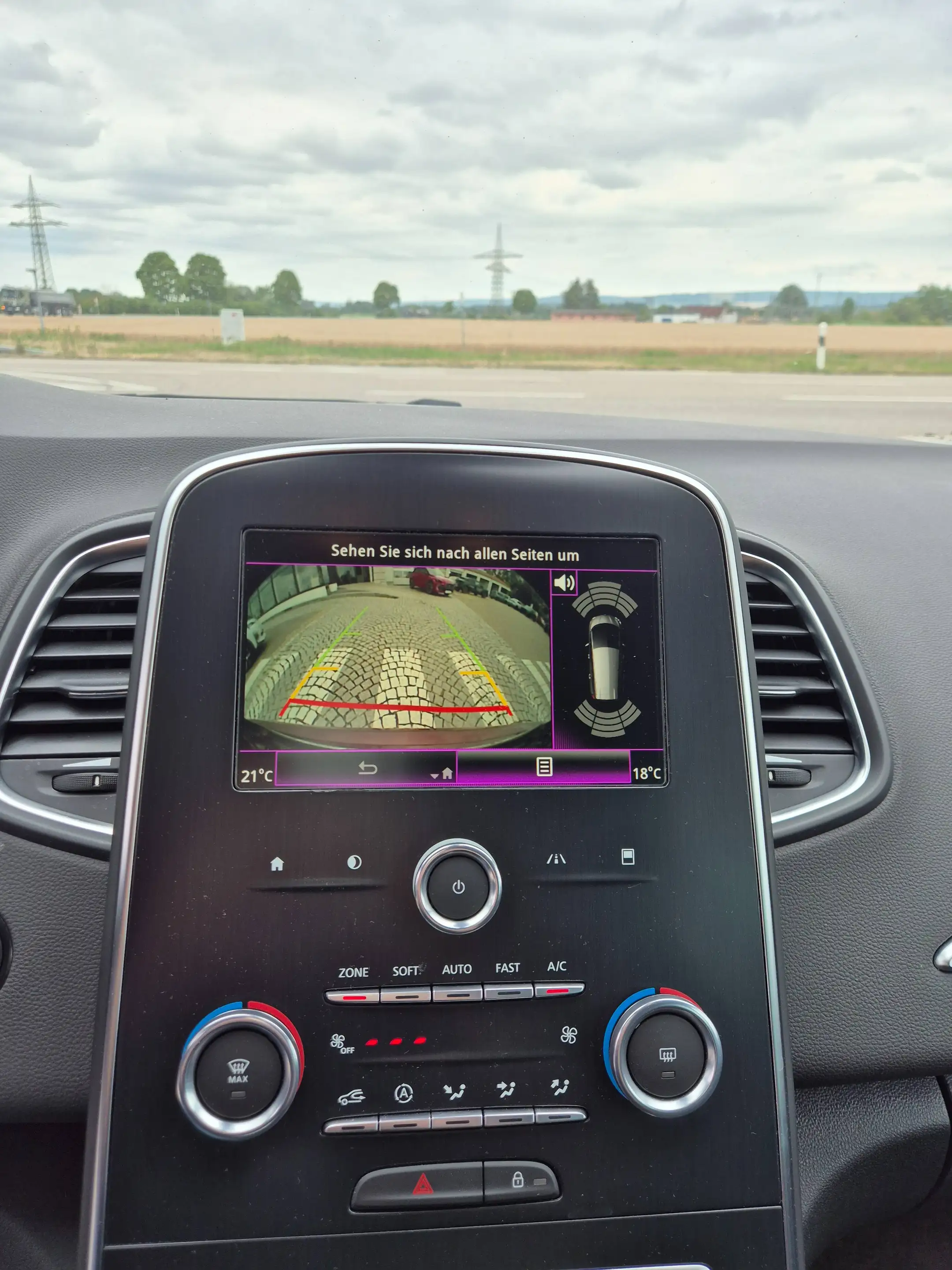 Renault Grand Scenic Limited Deluxe 1.3 TCe 140 — photo 13