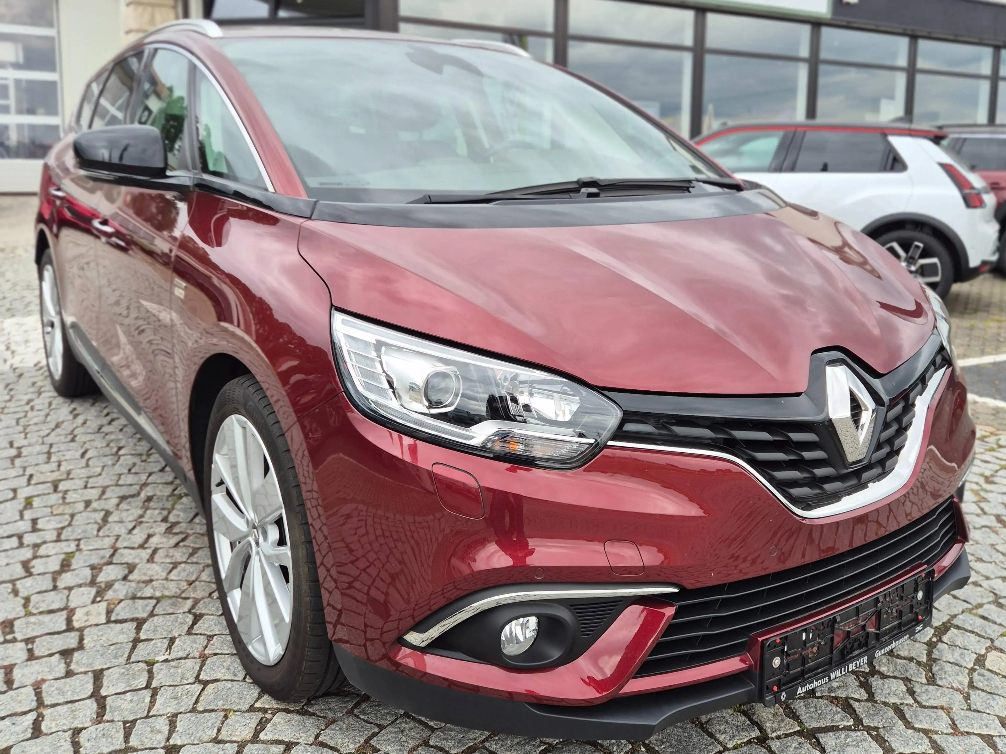 Renault Grand Scenic Limited Deluxe 1.3 TCe 140