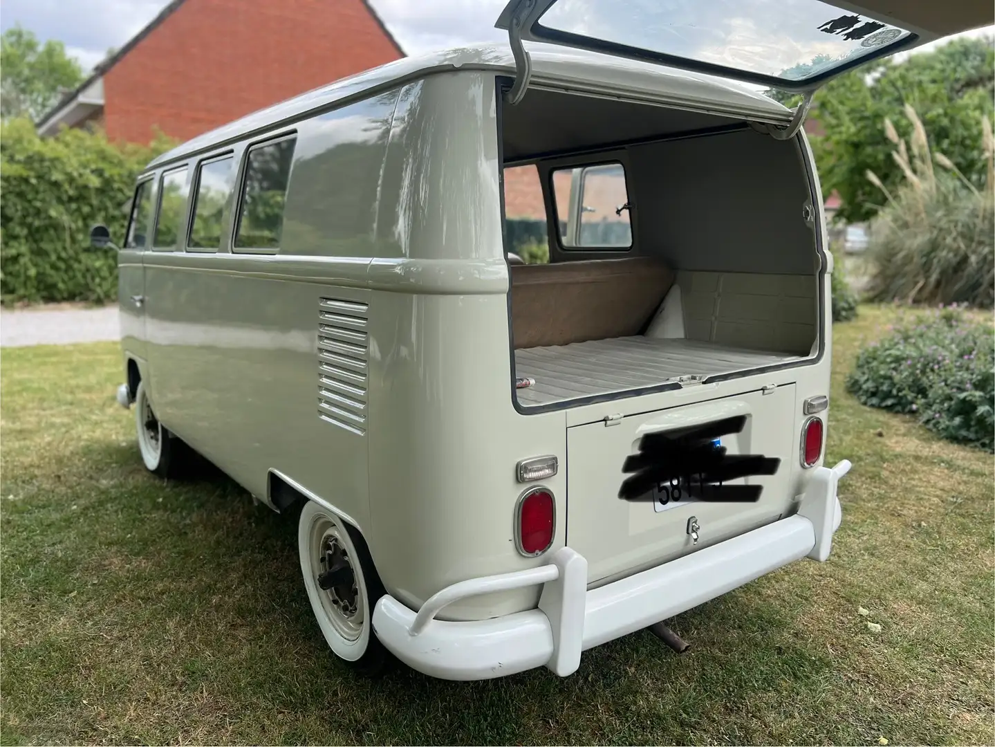 Volkswagen T1 - 1