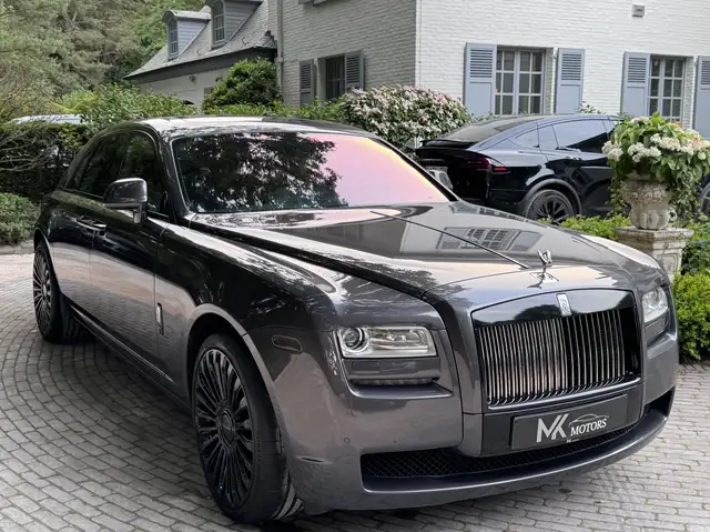 Rolls-Royce Ghost 6.6i V12 /Panorama/ Rear tv/ Mansory wheels