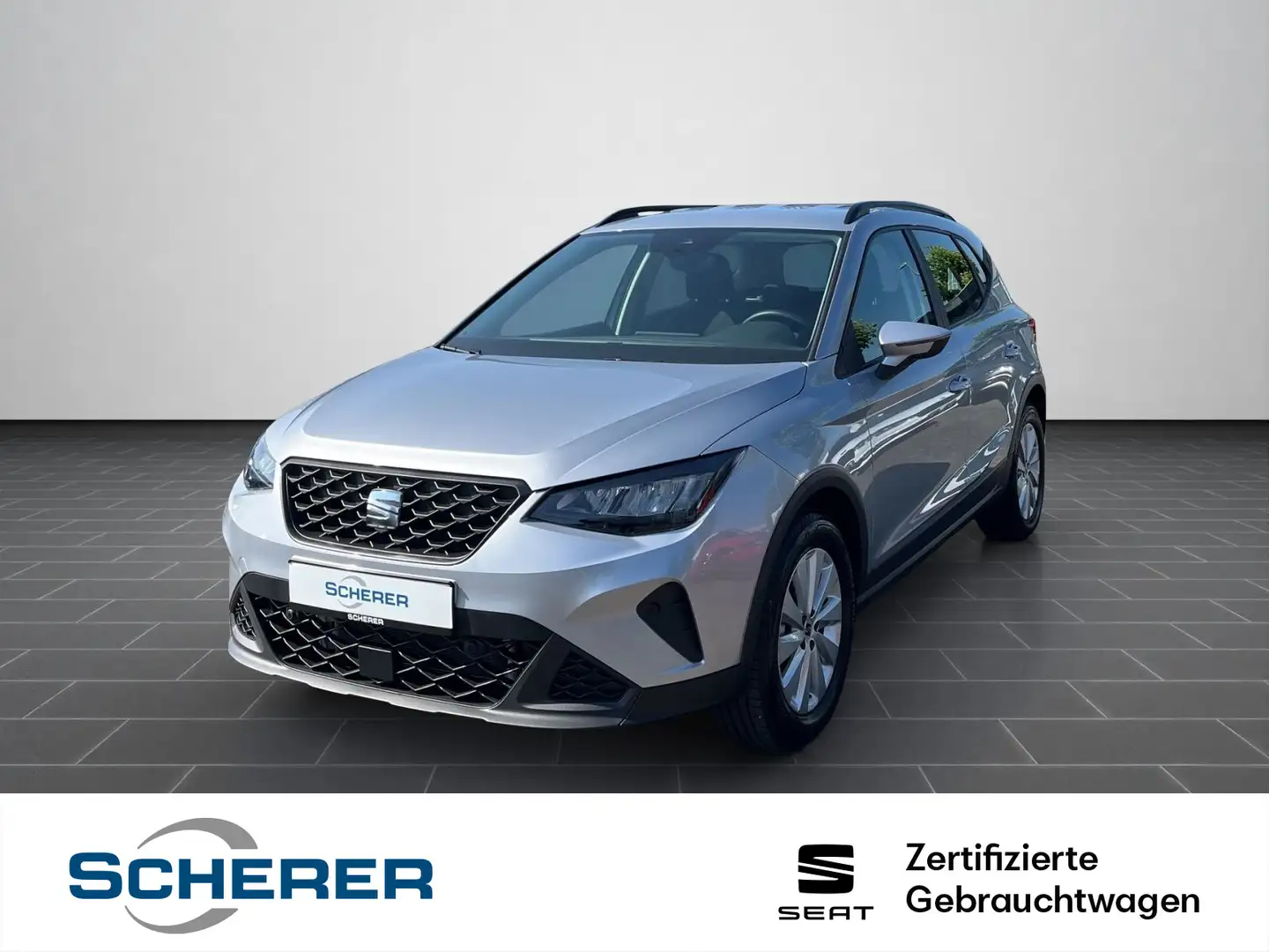 SEAT Arona 1.0 TSI Style Silber - 1