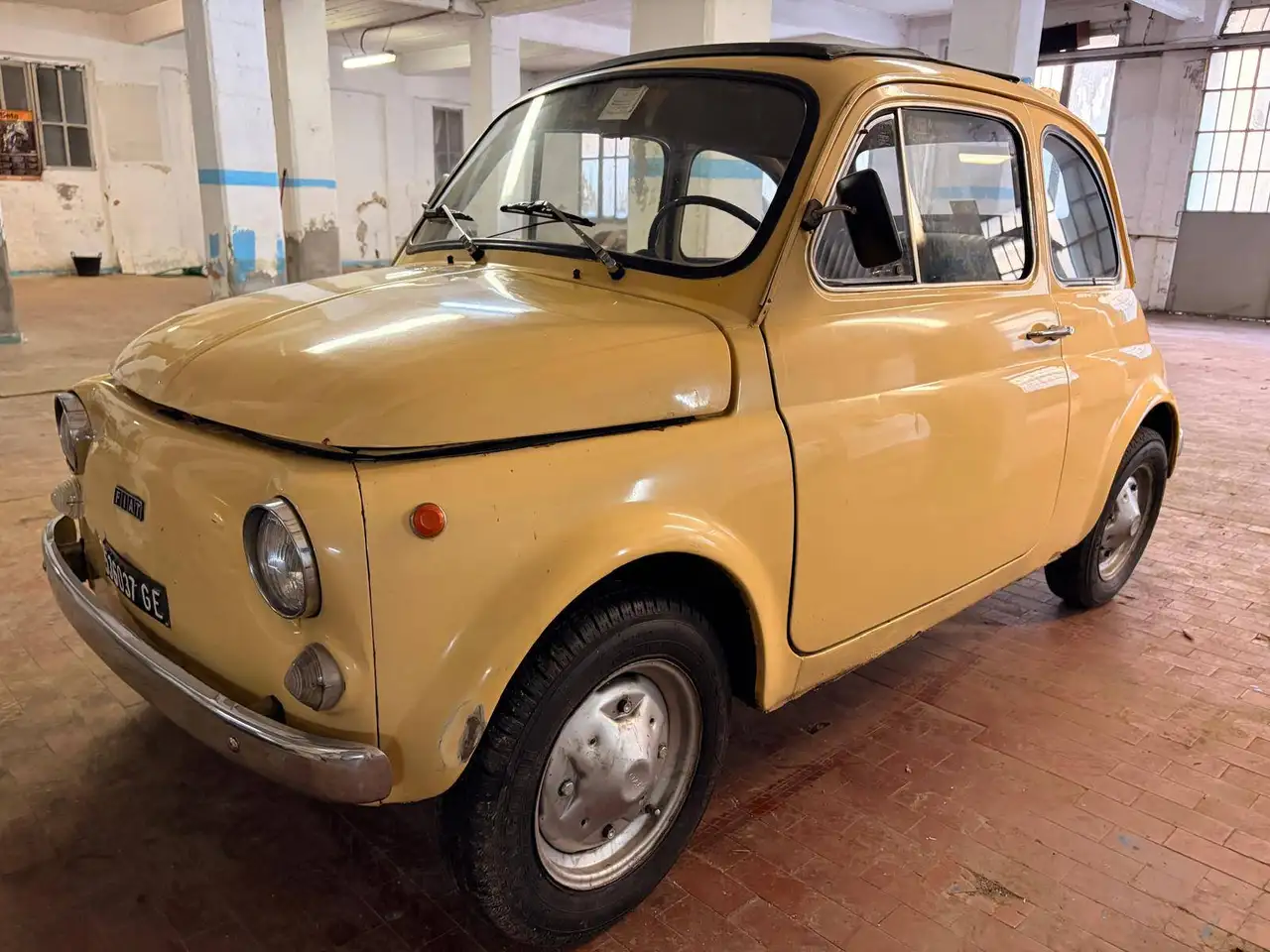 Fiat 500 R, foto 1