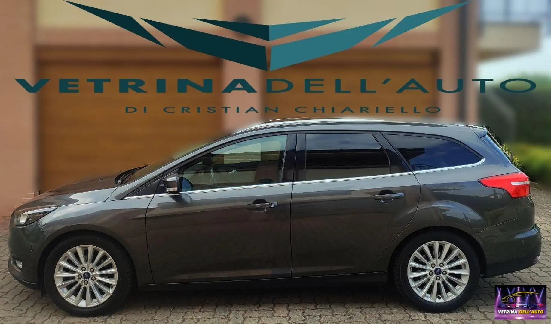 Ford Focus 1.6 TDCi 115 CV SW Titanium Grigio - 2