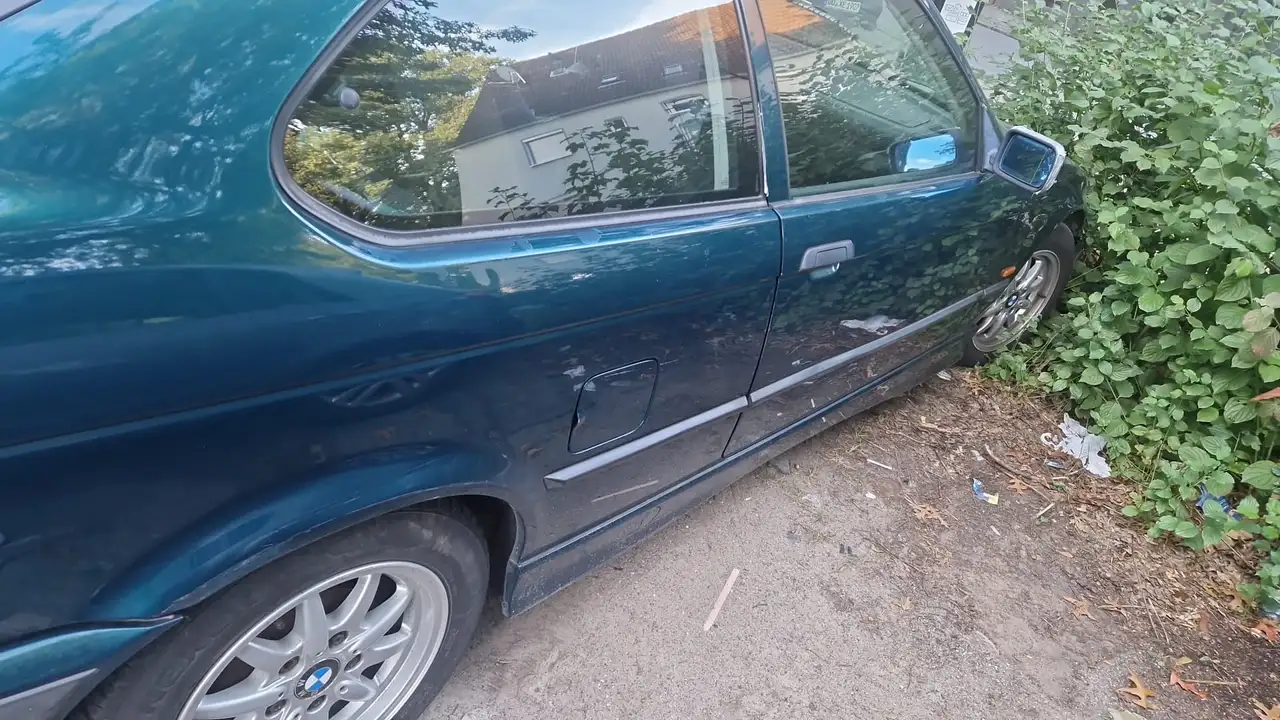 BMW 316i compact, foto 2