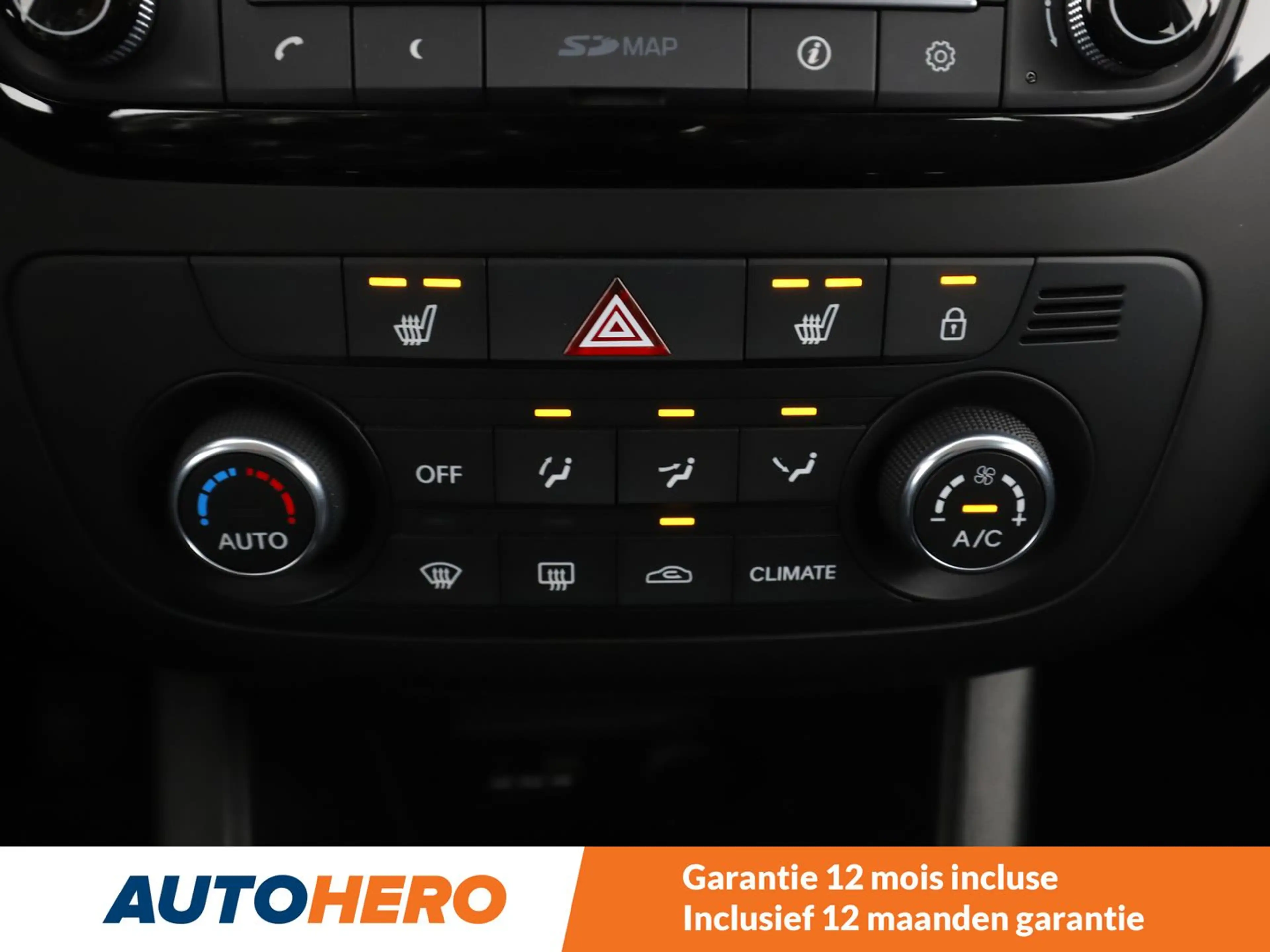 Kia Venga 1.6 Dream Team — photo 10