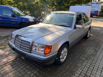 W124