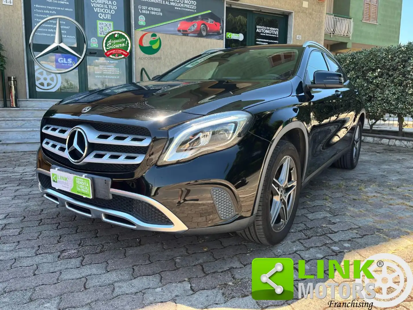 Mercedes-Benz GLA 220 d Automatic 4Matic DCT Nero - 1