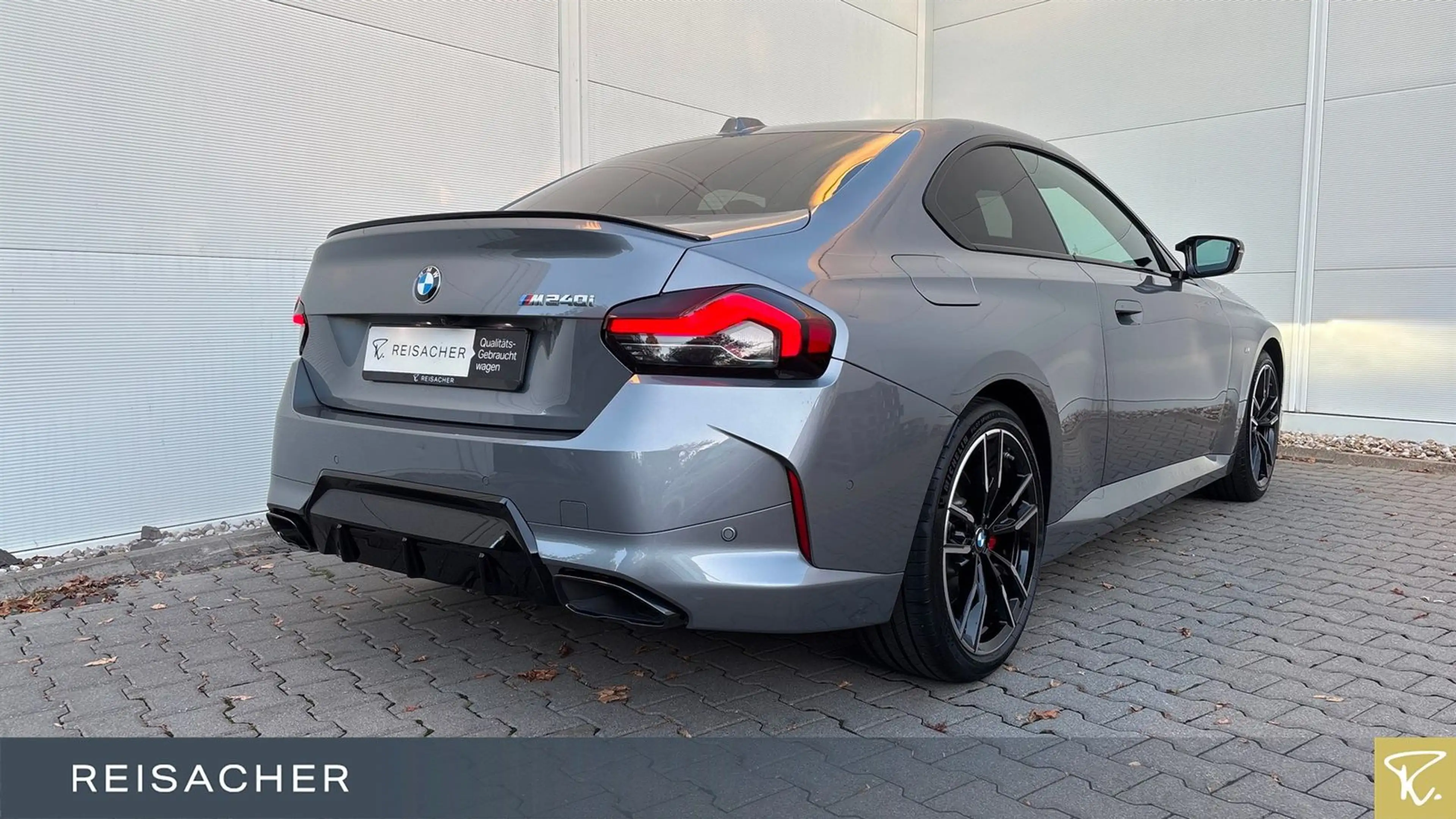 BMW 240 A xDrive Coupé M-Sport PRO,Leder,Autom — photo 2
