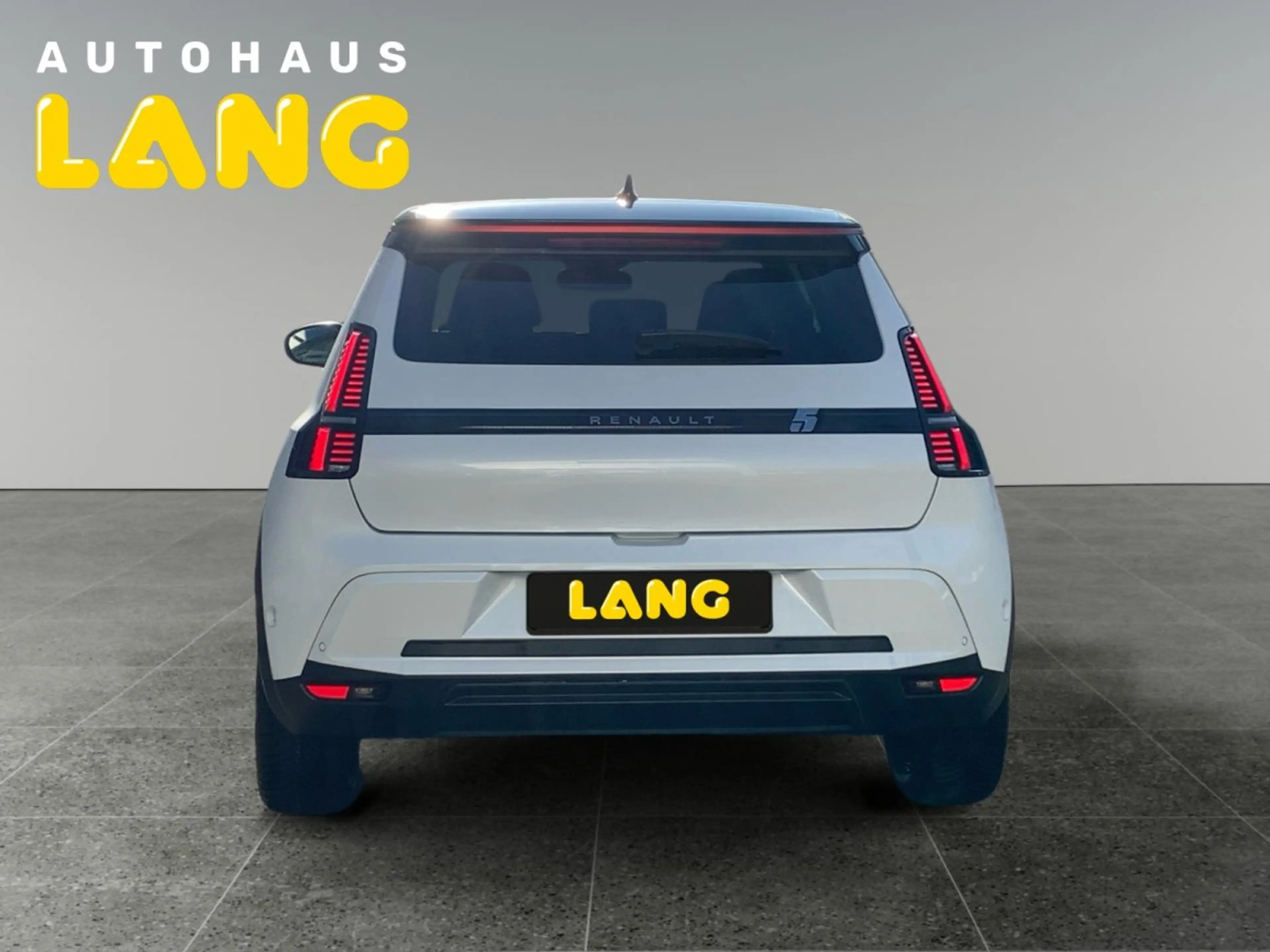 Renault R 5 R5  E-Tech 100% electric  Techno 120 Urban Range — photo 4