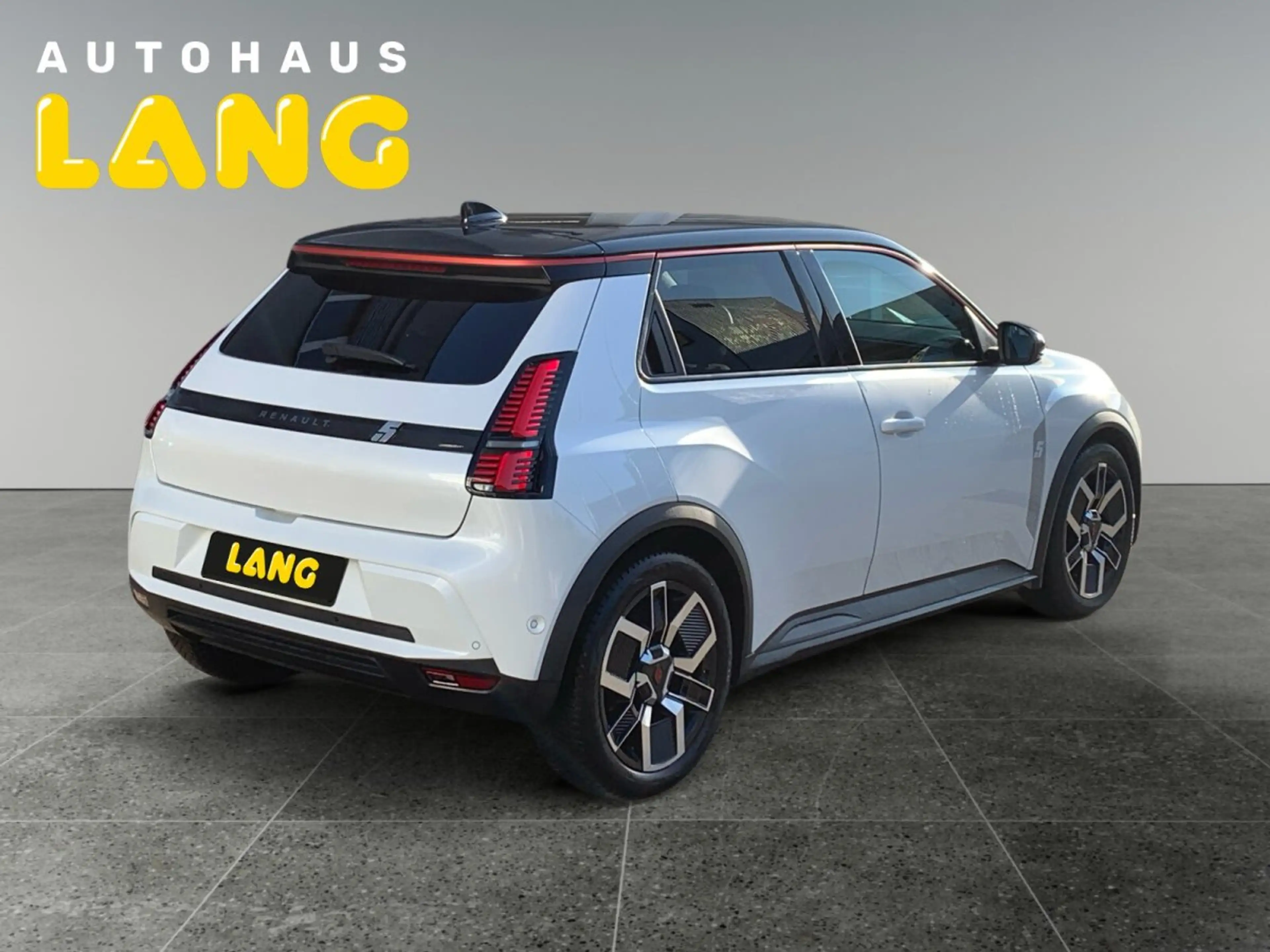 Renault R 5 R5  E-Tech 100% electric  Techno 120 Urban Range — photo 5