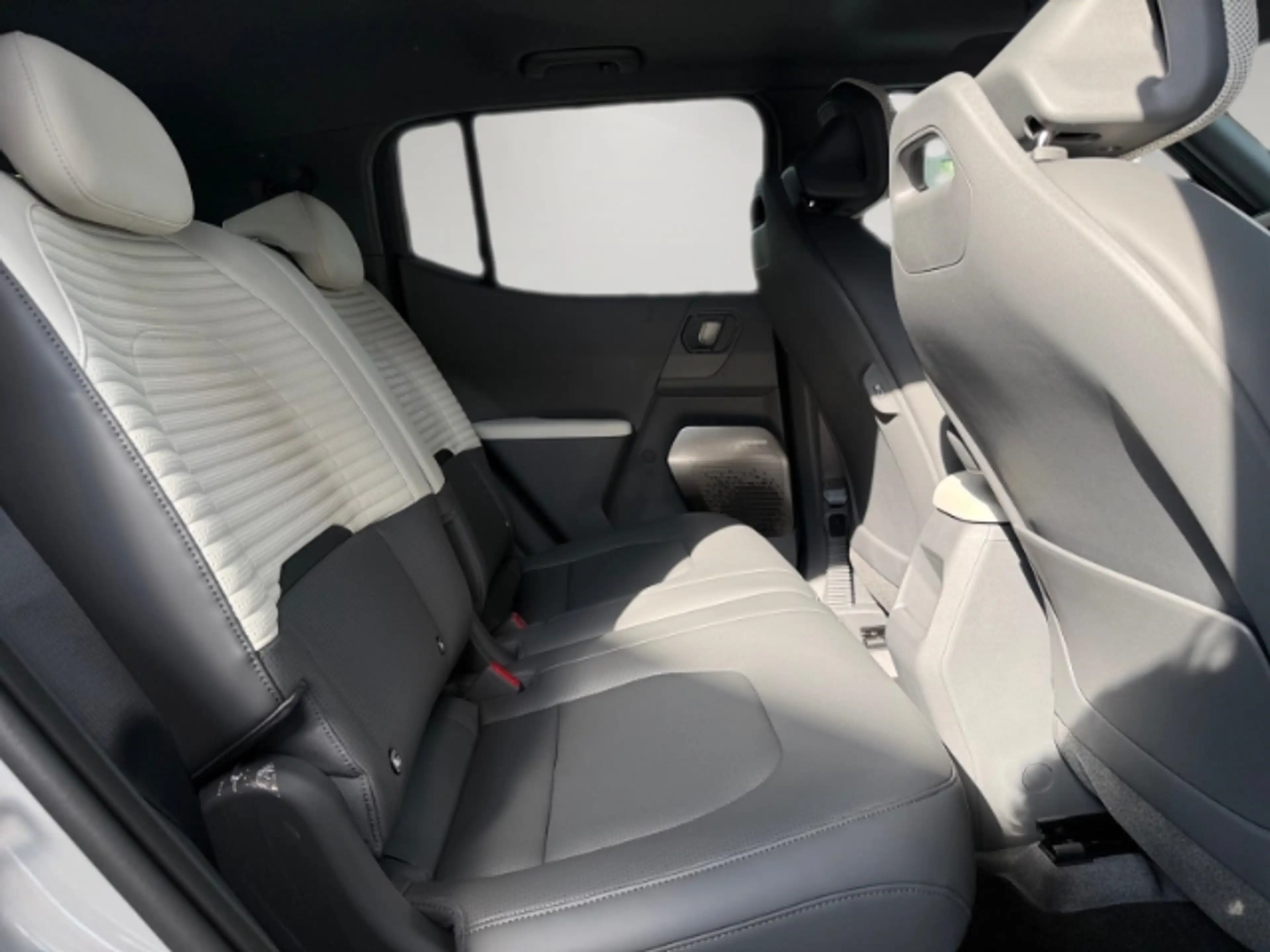 Kia EV2 GT-Line 61 kWh GLASDACH,360°KAMERA,MEMORY,WÄRMEPUM — photo 13