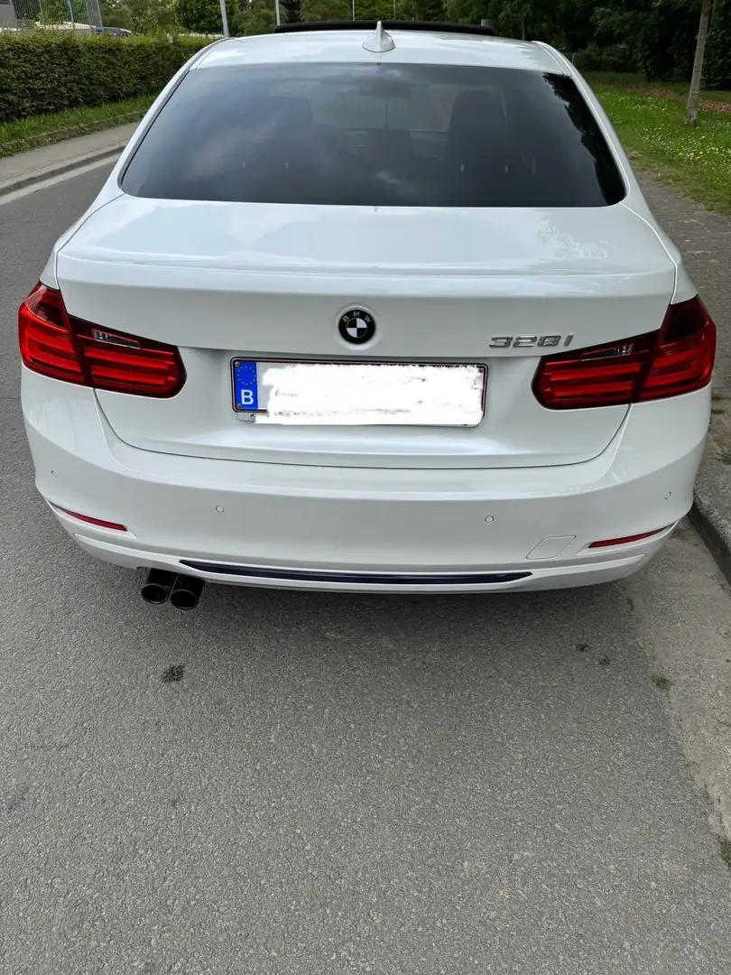BMW 328 328i Sport Line - 2