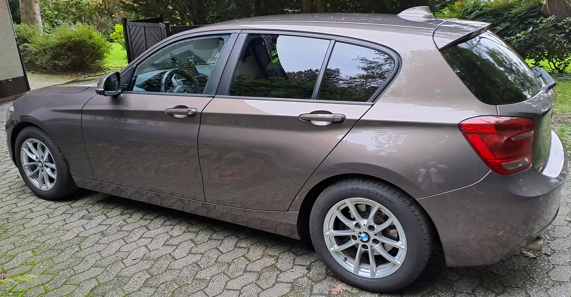 BMW 116 116d EfficientDynamics Edition Bronze - 1