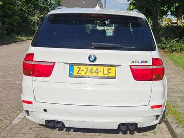 X5 M 4.4i