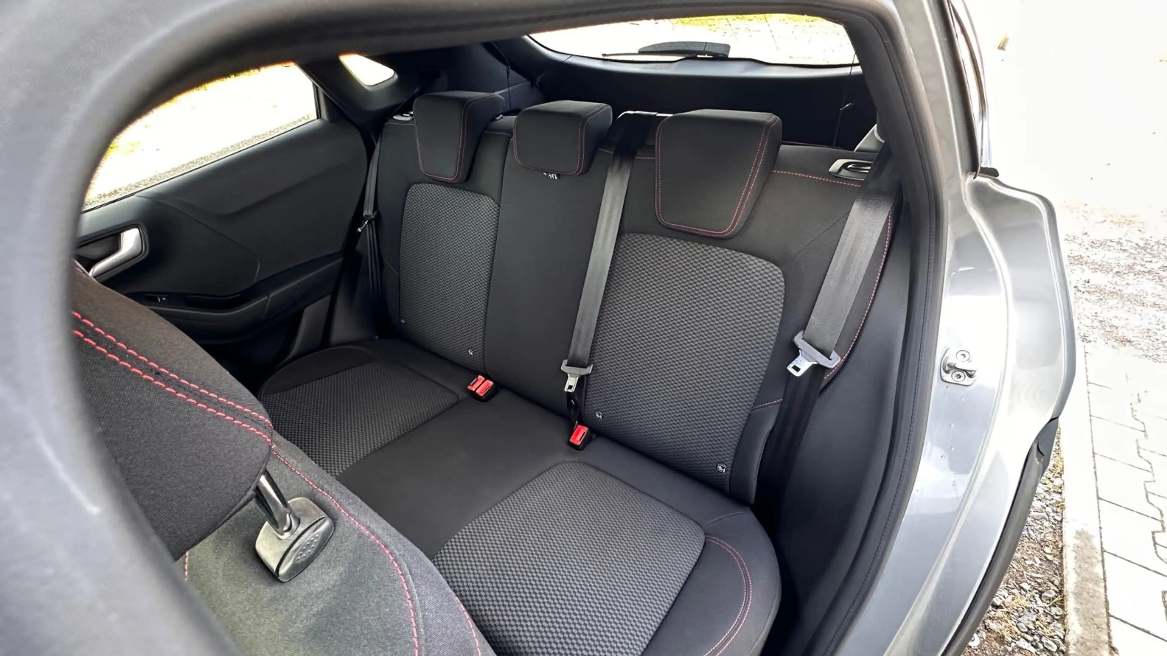 Ford Puma ST-Line, Hybrid, Vollausstattung, Automatik — photo 12