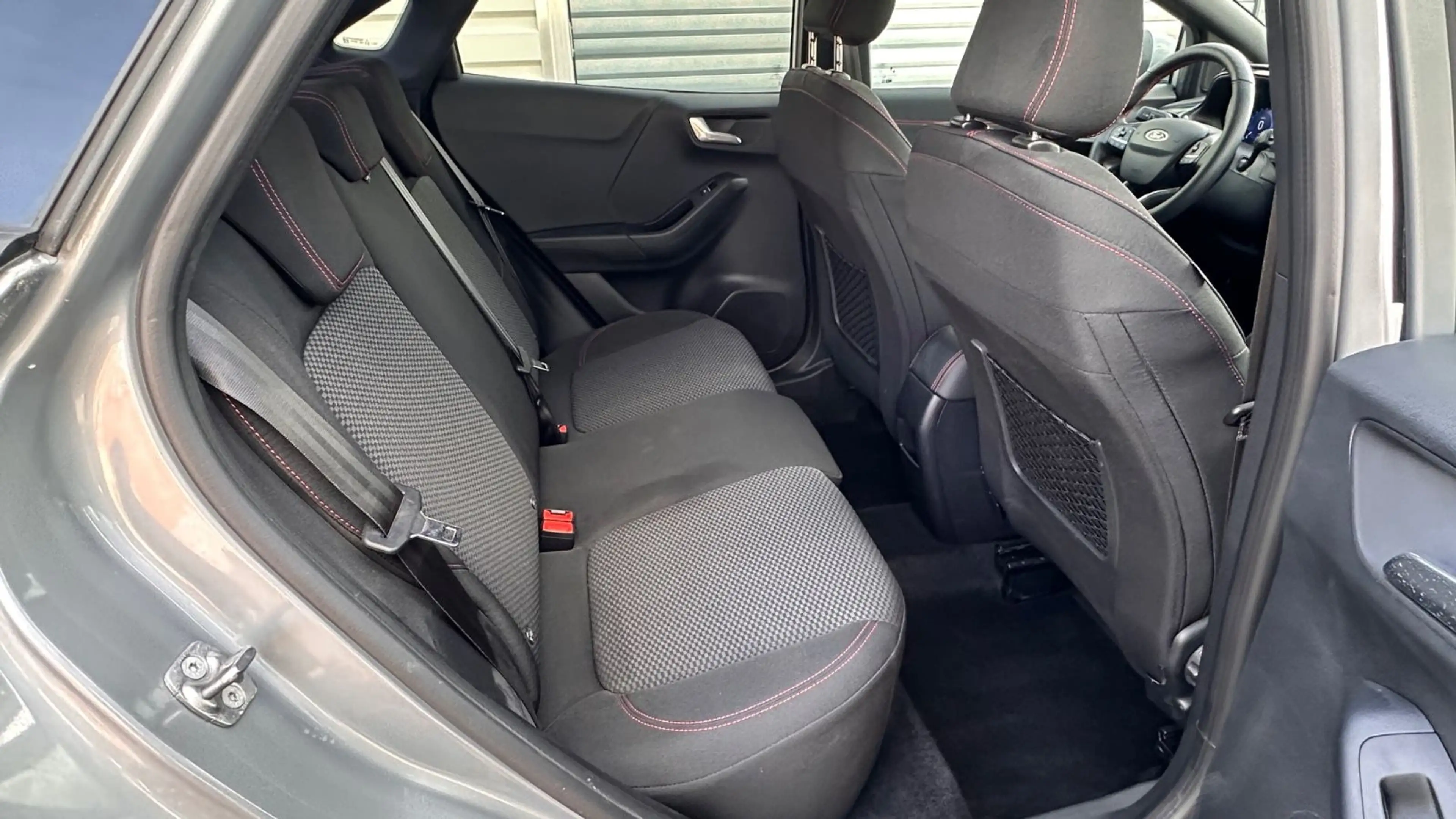 Ford Puma ST-Line, Hybrid, Vollausstattung, Automatik — photo 17