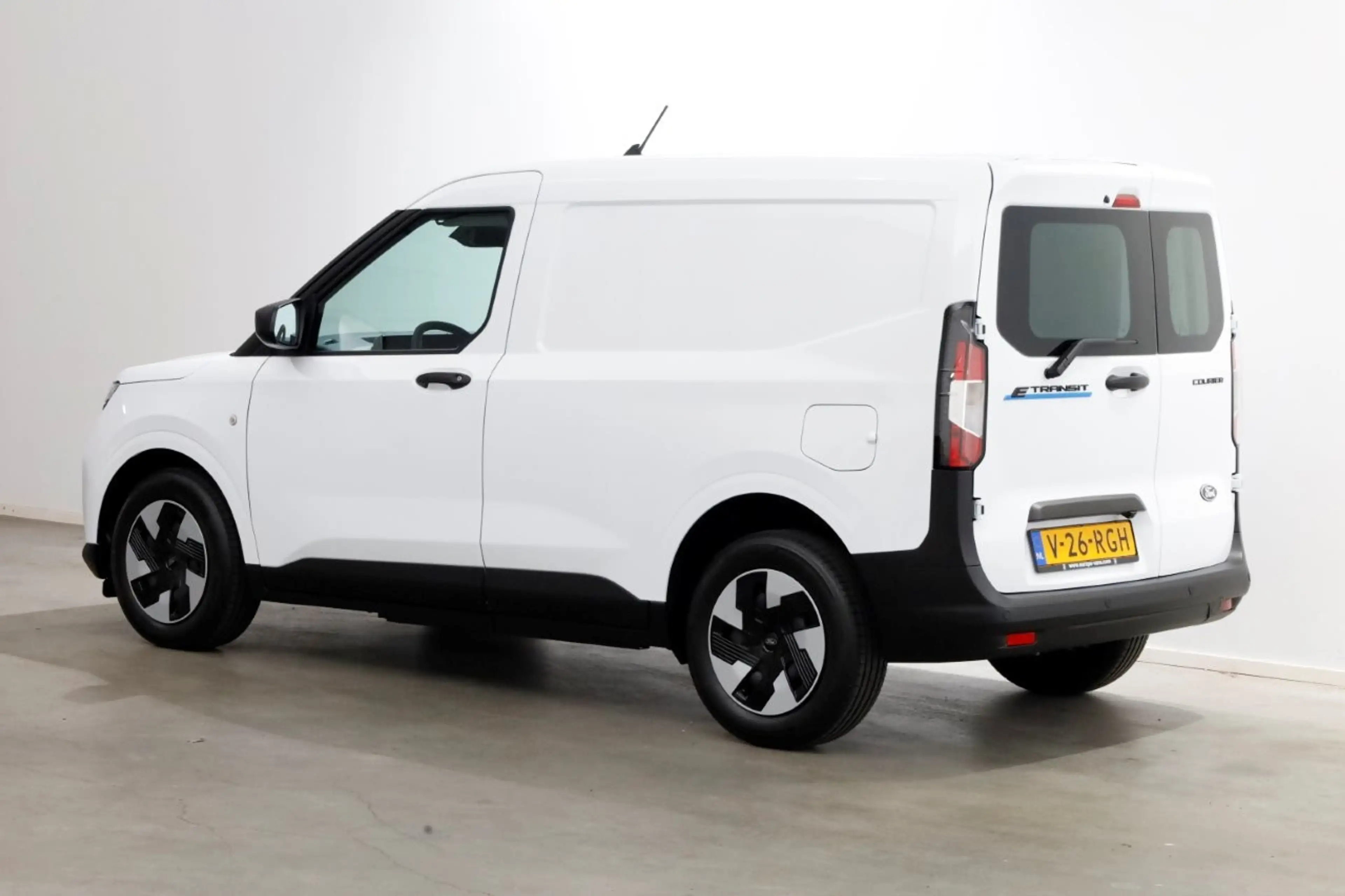 Ford Transit Courier E-Transit Trend 44 kWh 100% Elektrisch Airco/Camer — photo 10