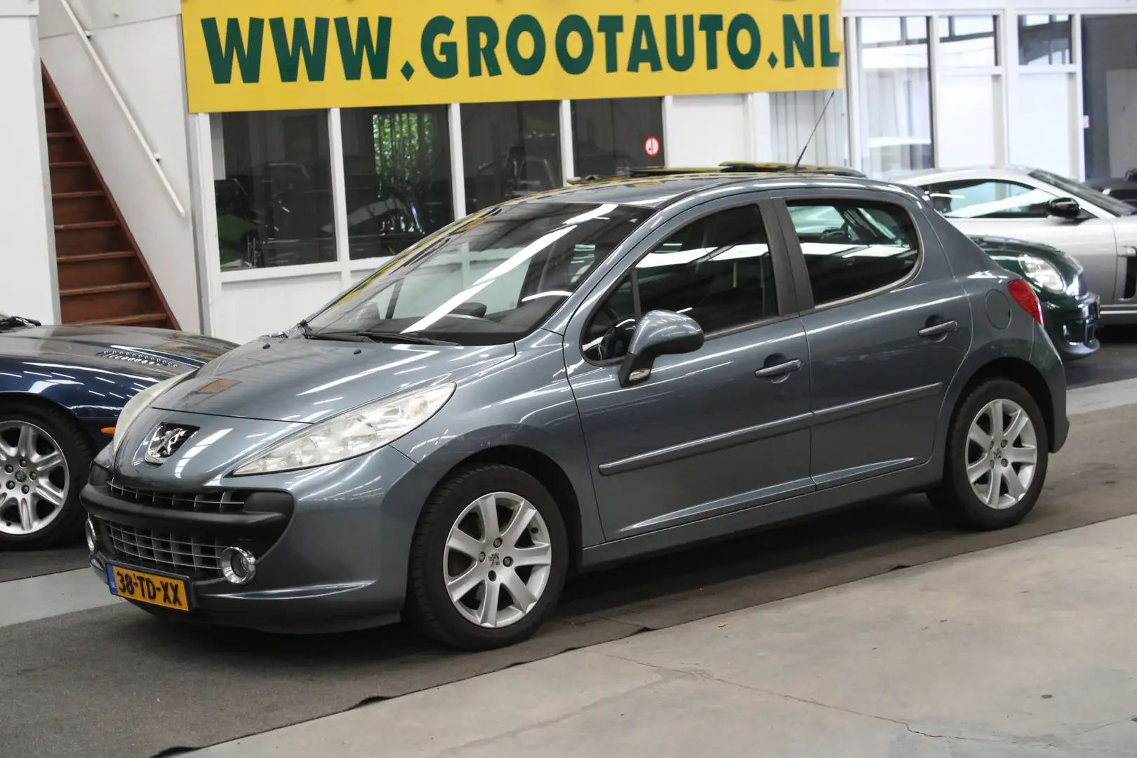 Peugeot 207 1.6-16V XS Pack NAP, Airco, Cruise control, Leder Grijs - 1