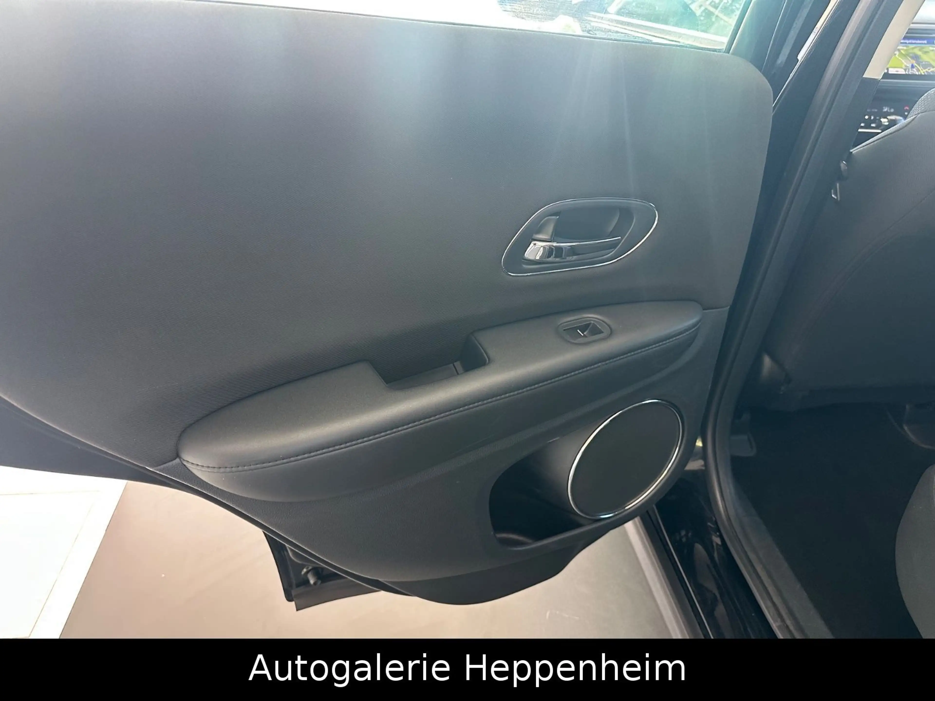 Honda HR-V Elegance — photo 14
