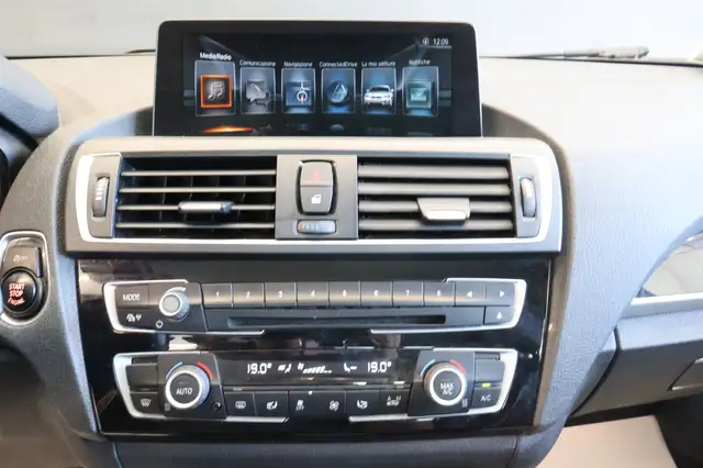 BMW 1 Series view 15