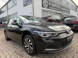 Volkswagen Golf VIII Lim. Style eHybrid Fahrschulwagen