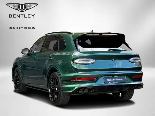 Bentley Bentayga view 5