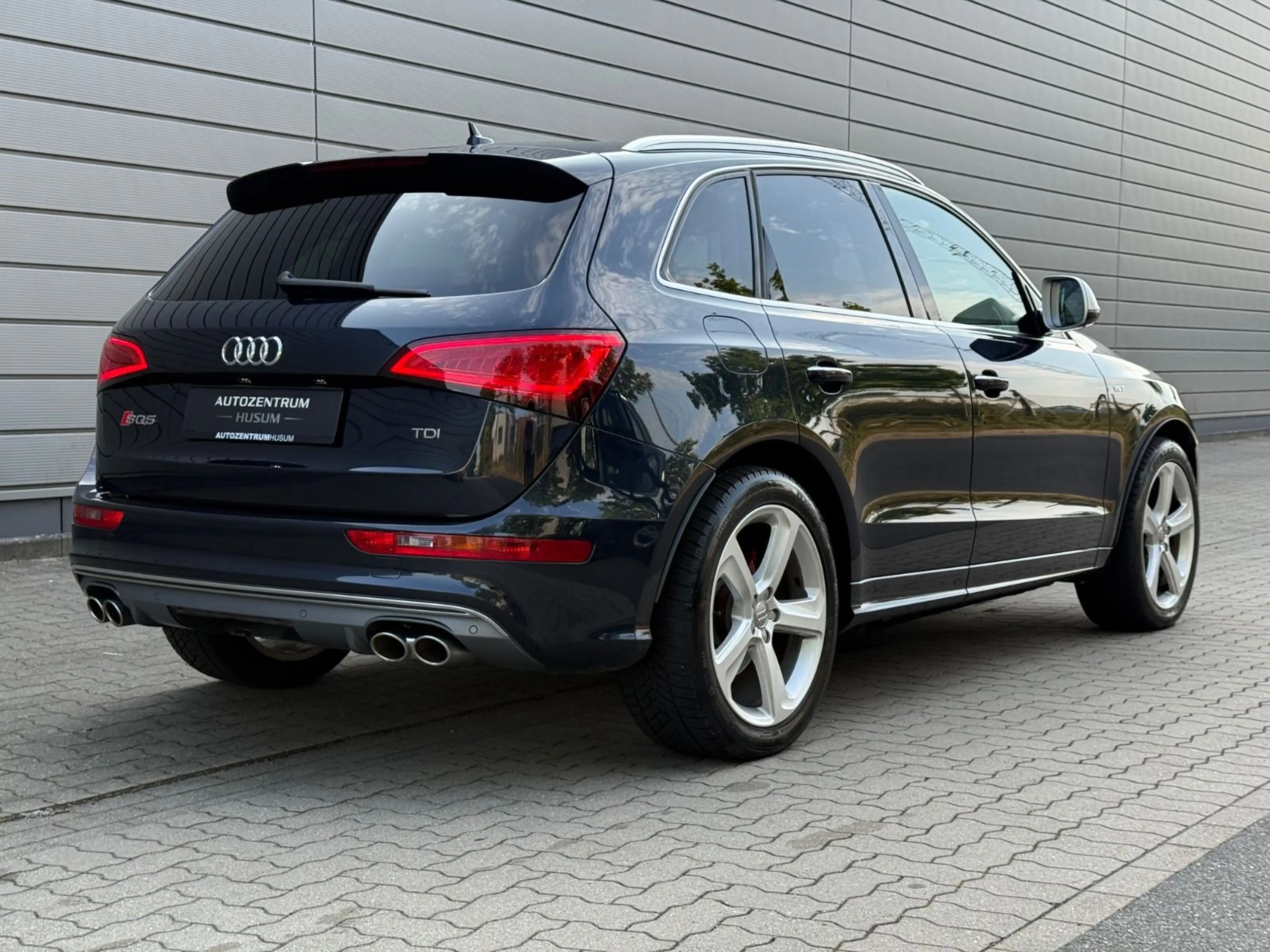 Audi SQ5 3.0 TDI plus quattro *HU/AU NEU*SHZ*TEMPO* — photo 10
