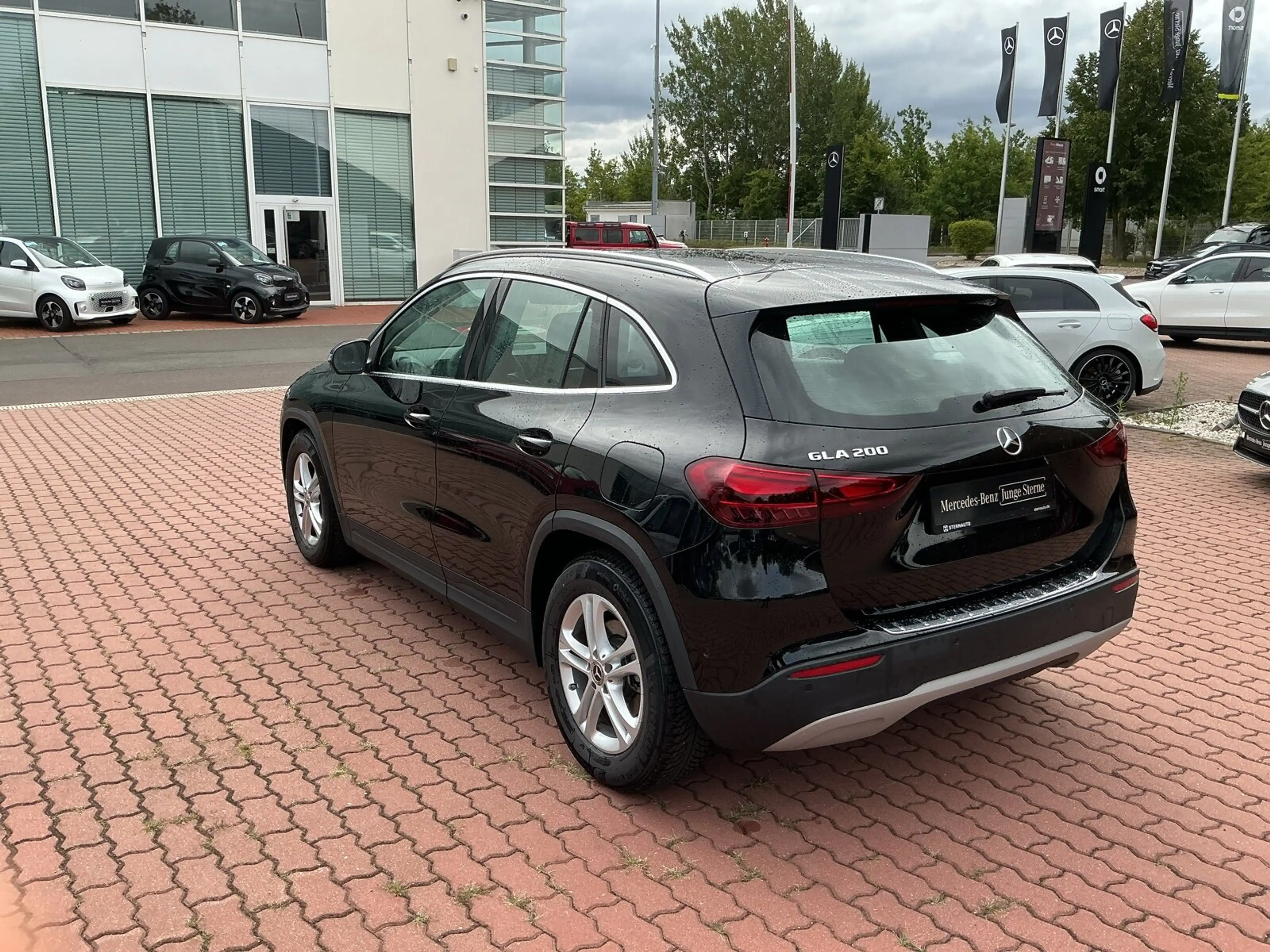 Mercedes-Benz GLA 200 GLA 200 MBUX Prem RüCam Spur WinterPak Totw AHK — photo 6