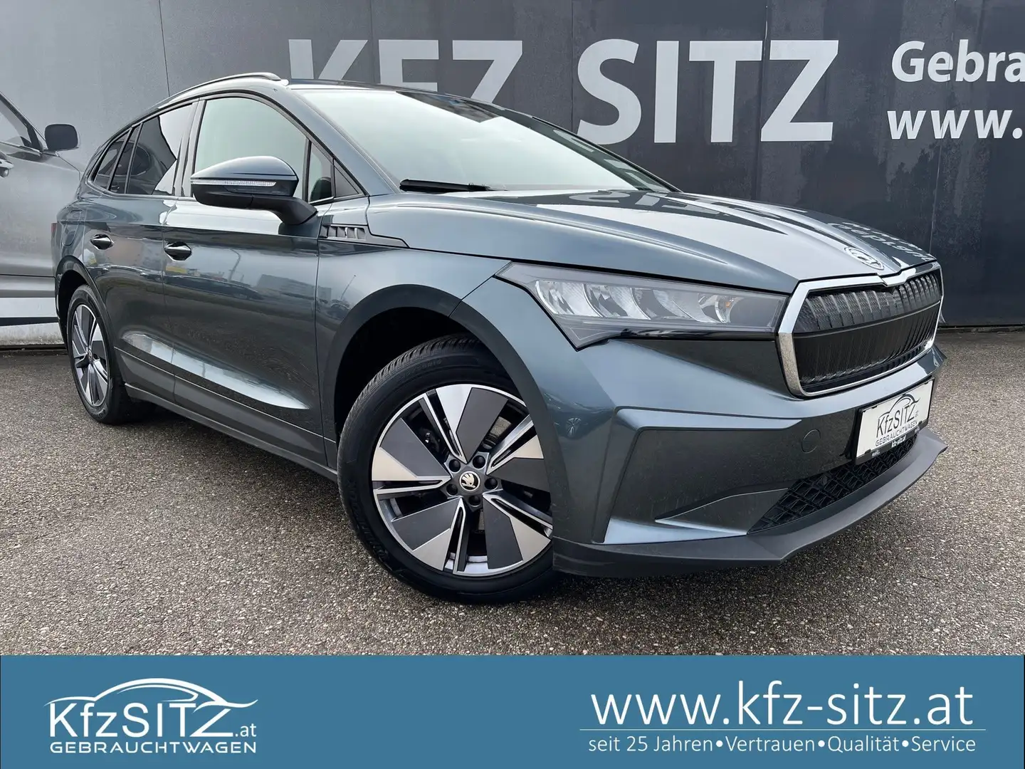 Skoda Enyaq iV 60 62kWh Grau - 1