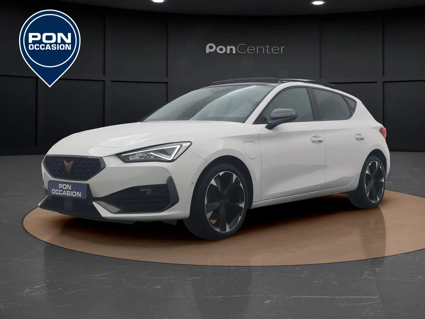 CUPRA Leon 1.4 e-Hybrid Business 245PK | Pano dak | Navigatie Wit - 1
