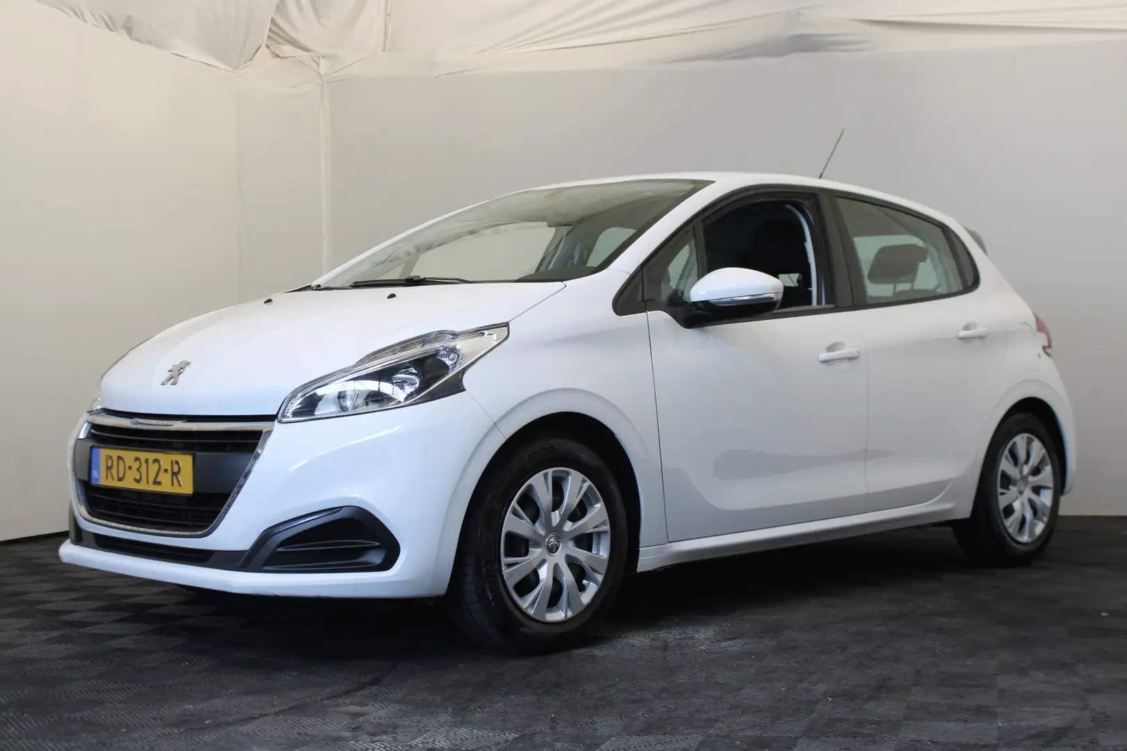Peugeot 208 1.2 PureTech Active Wit - 1