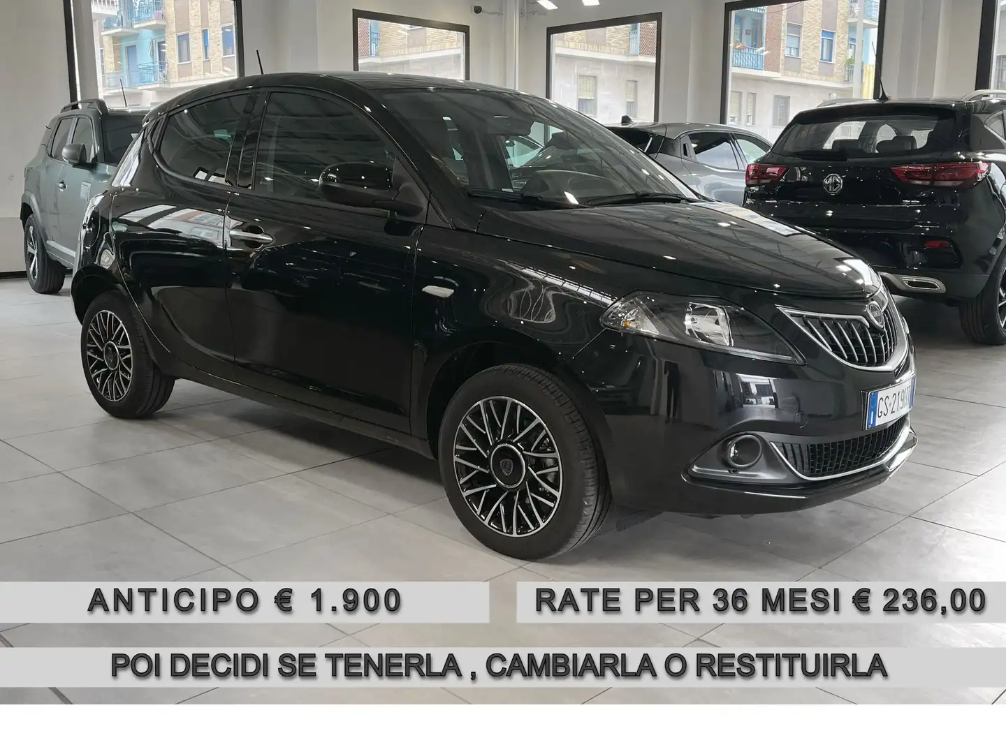 Lancia Ypsilon 1.0 firefly hybrid 70cv Platino S&S noleggio Nero - 1