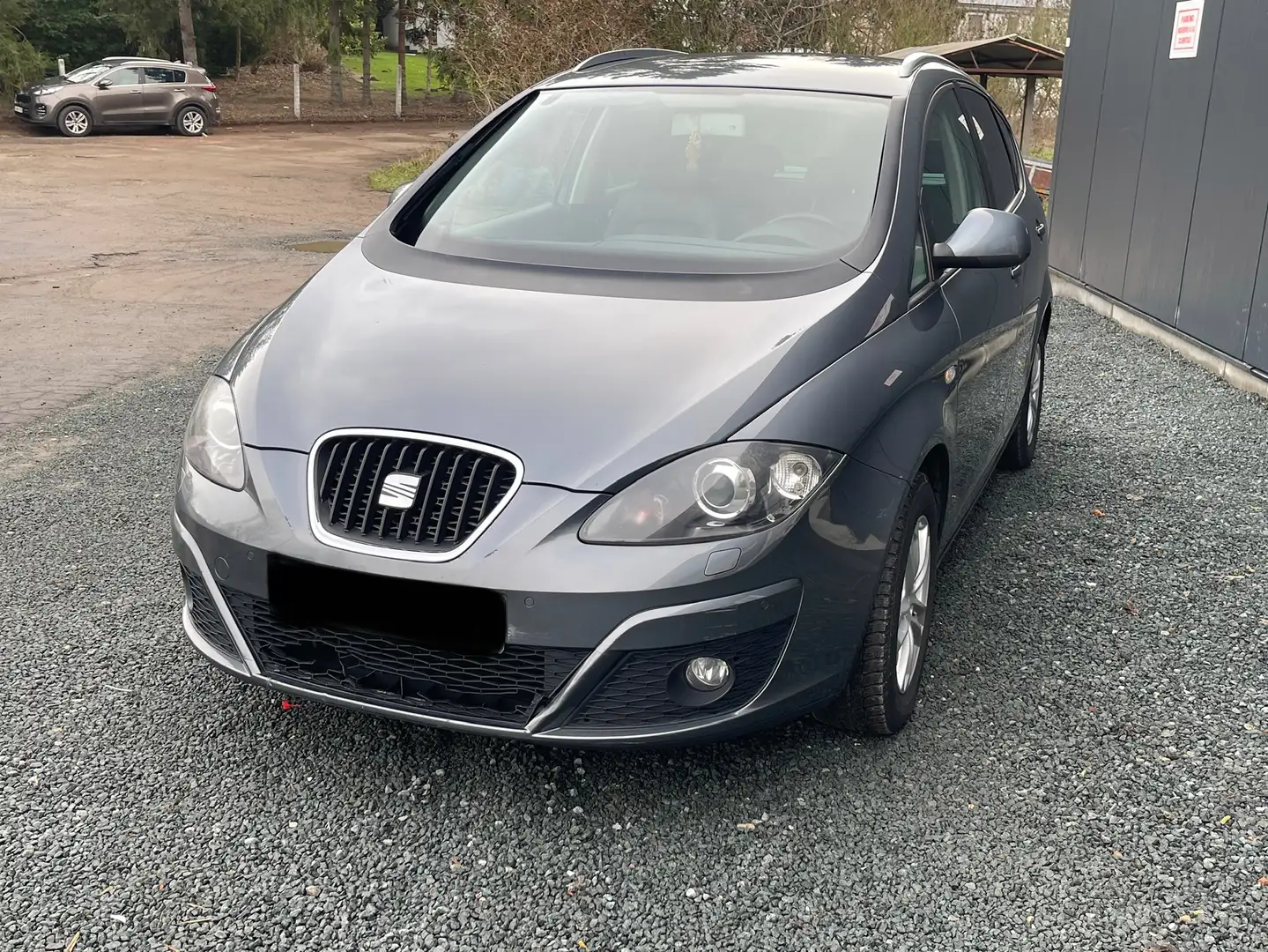 SEAT Altea XL Altea XL 1.6 CR TDi E-Ecomotive Style Copa DPF Silber - 1