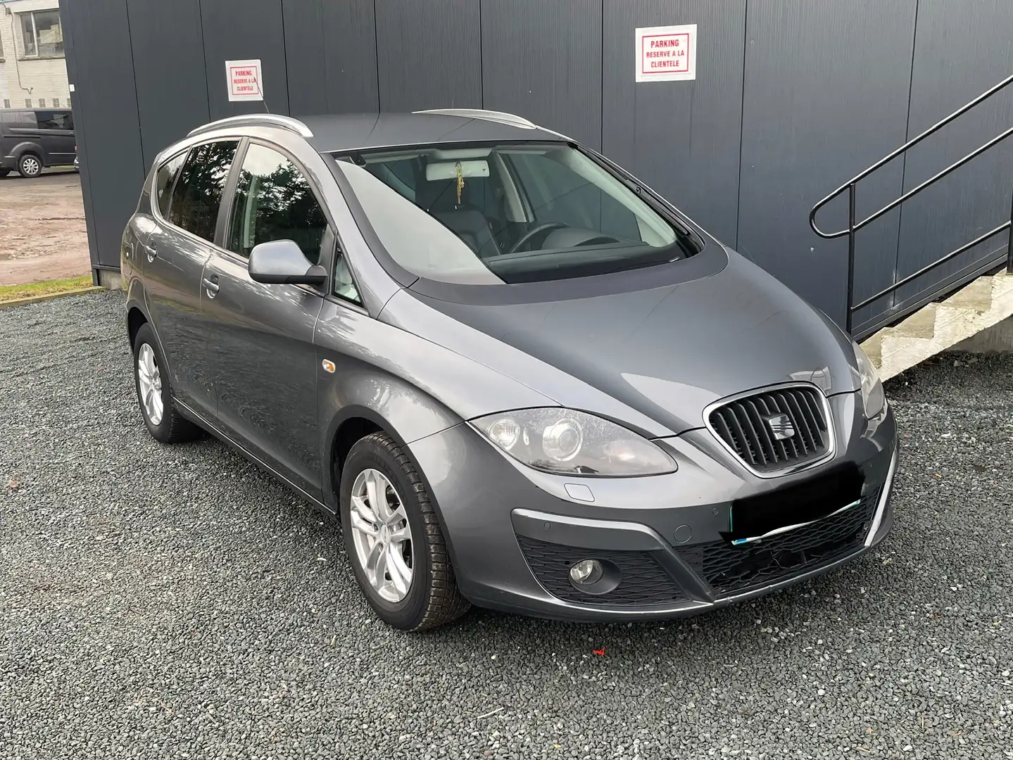 SEAT Altea XL Altea XL 1.6 CR TDi E-Ecomotive Style Copa DPF Silber - 2