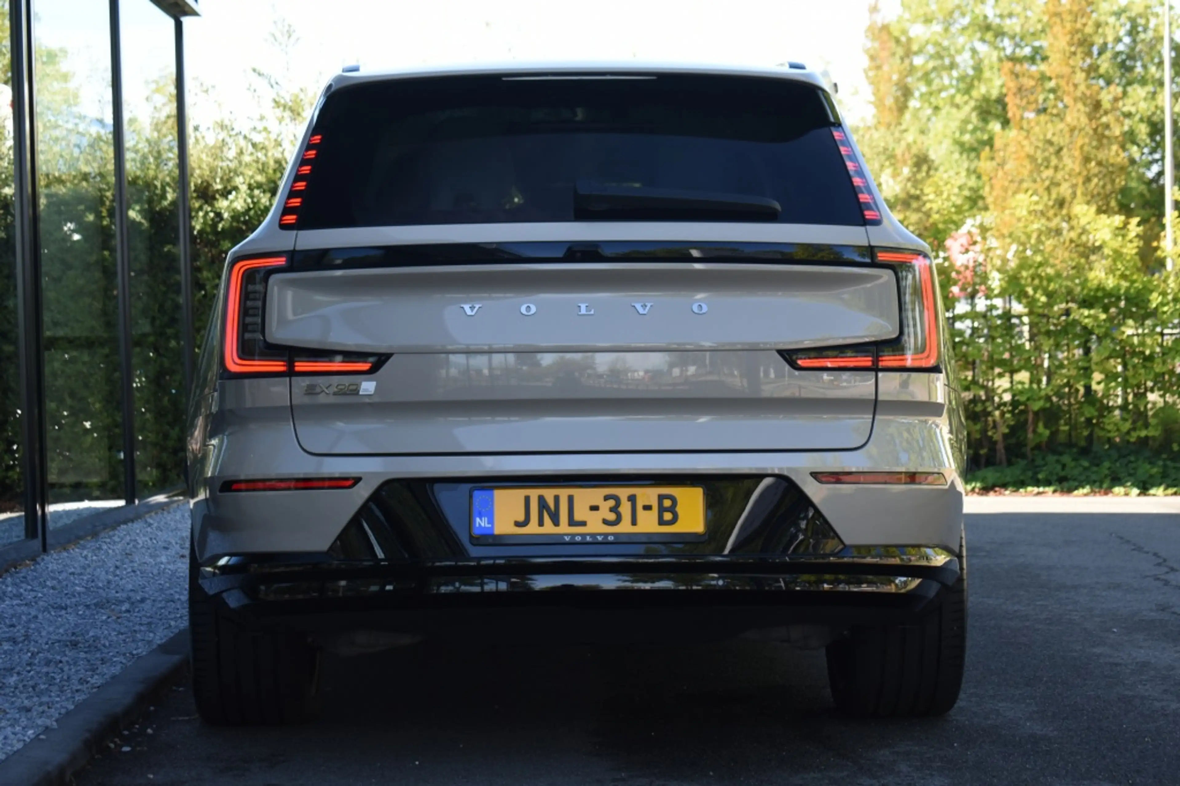 Volvo EX90 Twin Performance Ultra 517pk/111kWh | 22'' | Pilot — photo 6