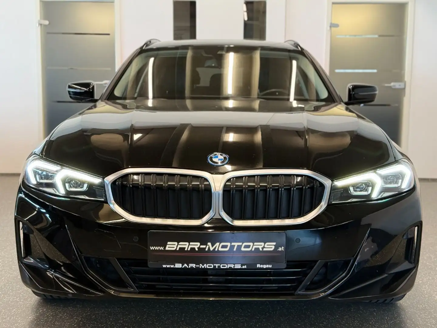 BMW 330 e xDrive*LASER*LANE*ACC*PDC*3-ZONEN*SHZ*CARPLAY Schwarz - 2