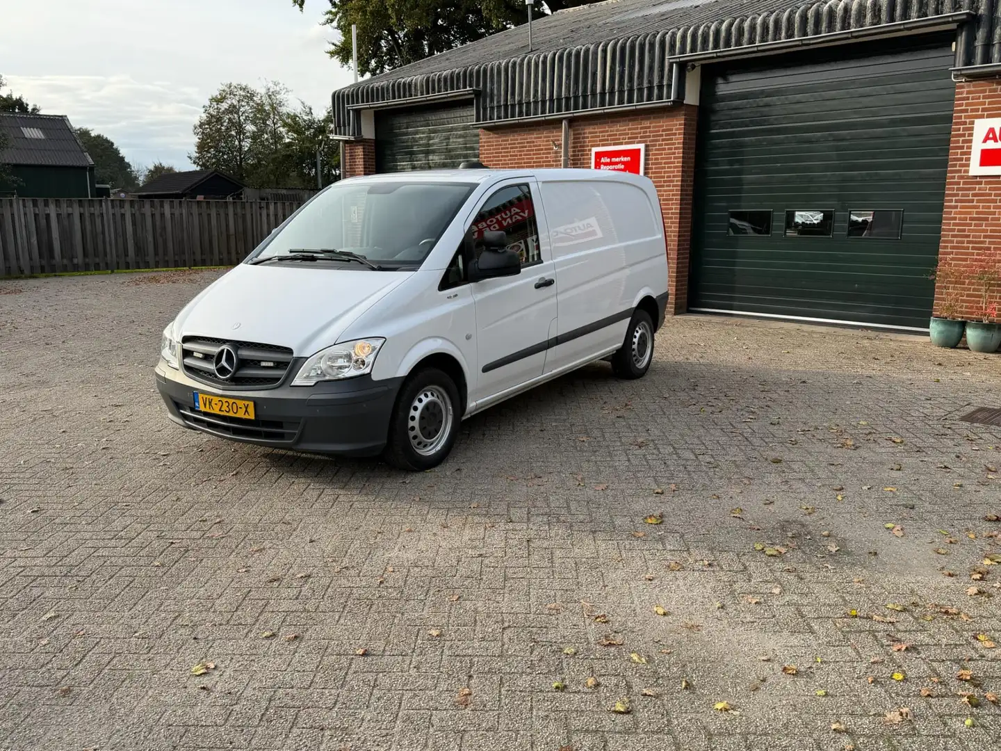 Mercedes-Benz Vito 113 CDI L1 Automaat Airco Cruise PDC Trekhaak Wit - 2
