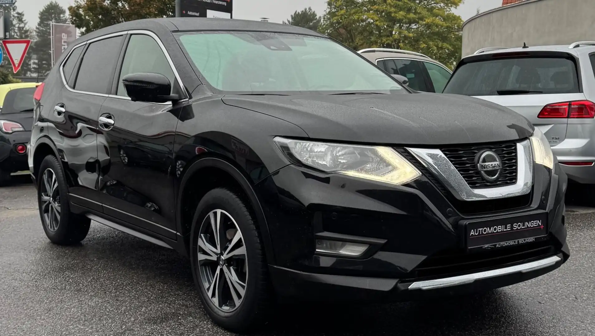 Nissan X-Trail N-Way NAV+PANO+PDC+RFK+AHK+BLUE+ALLW+AUT Schwarz - 2