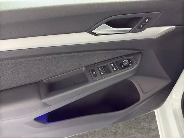 Volkswagen Golf view 14