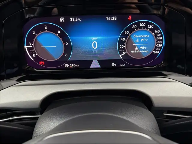 Volkswagen Golf view 9