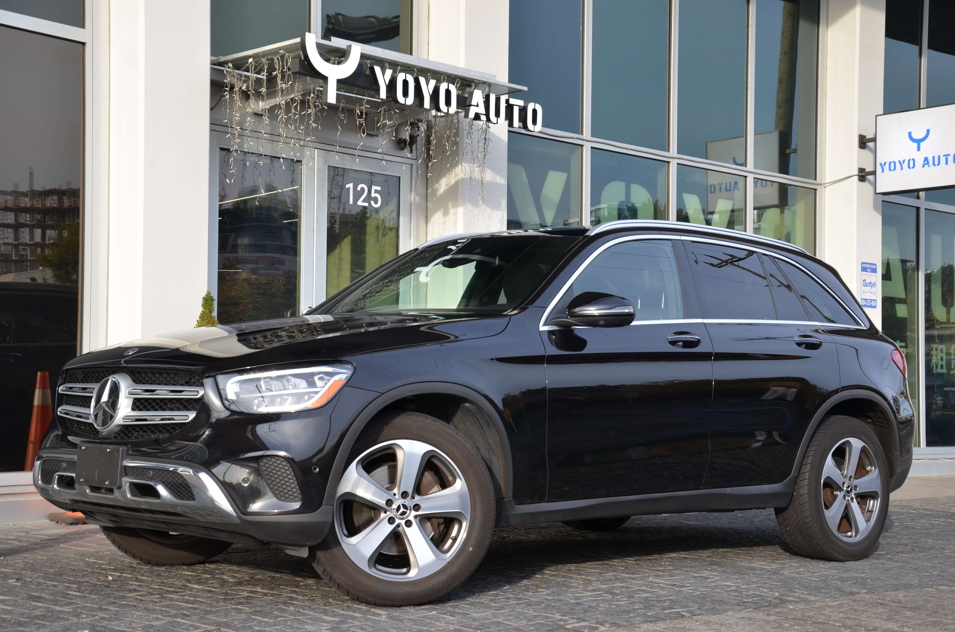 2020 Mercedes-Benz GLC GLC 300 4MATIC SUV — снимка 1