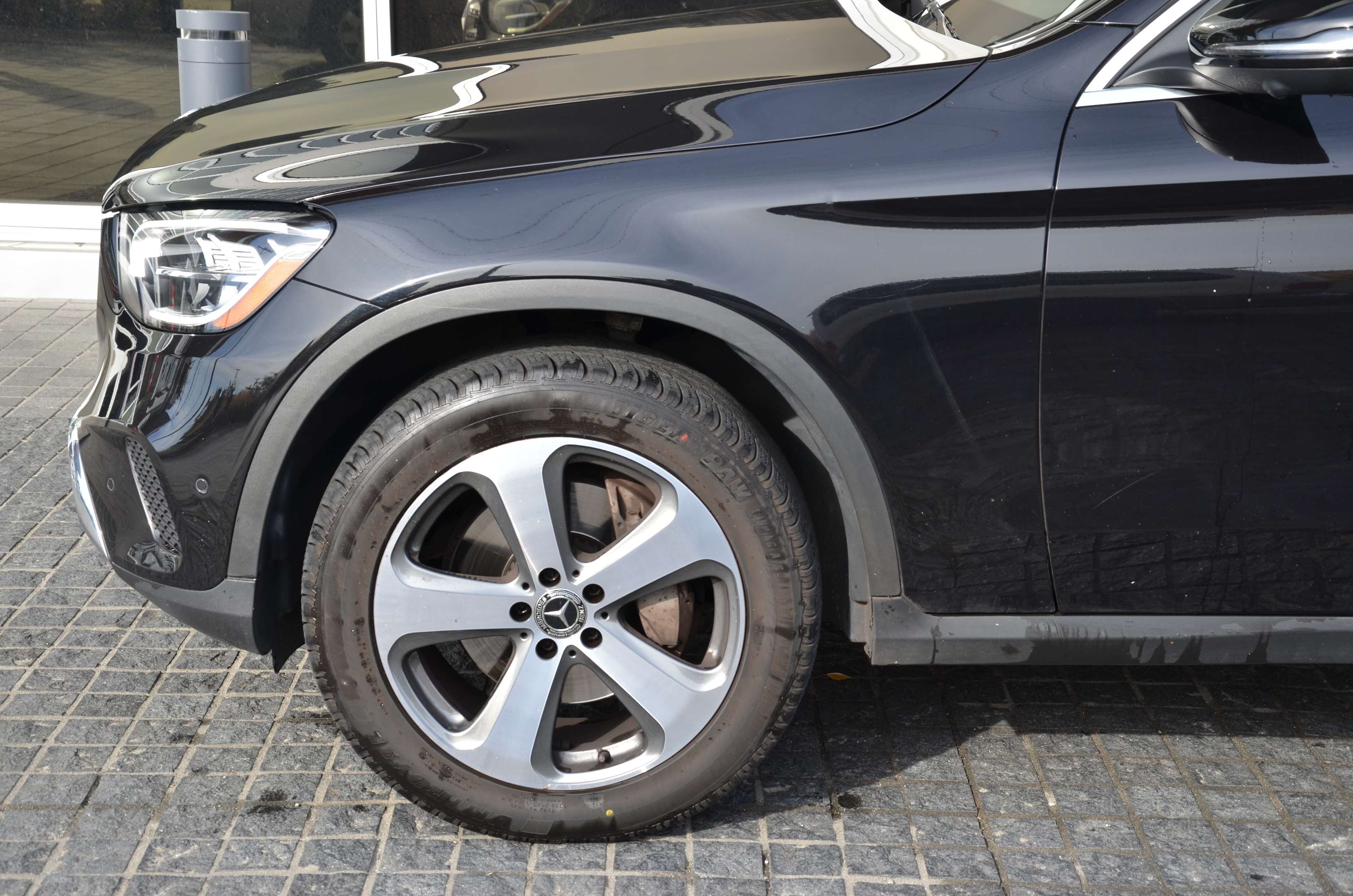 2020 Mercedes-Benz GLC GLC 300 4MATIC SUV — снимка 1